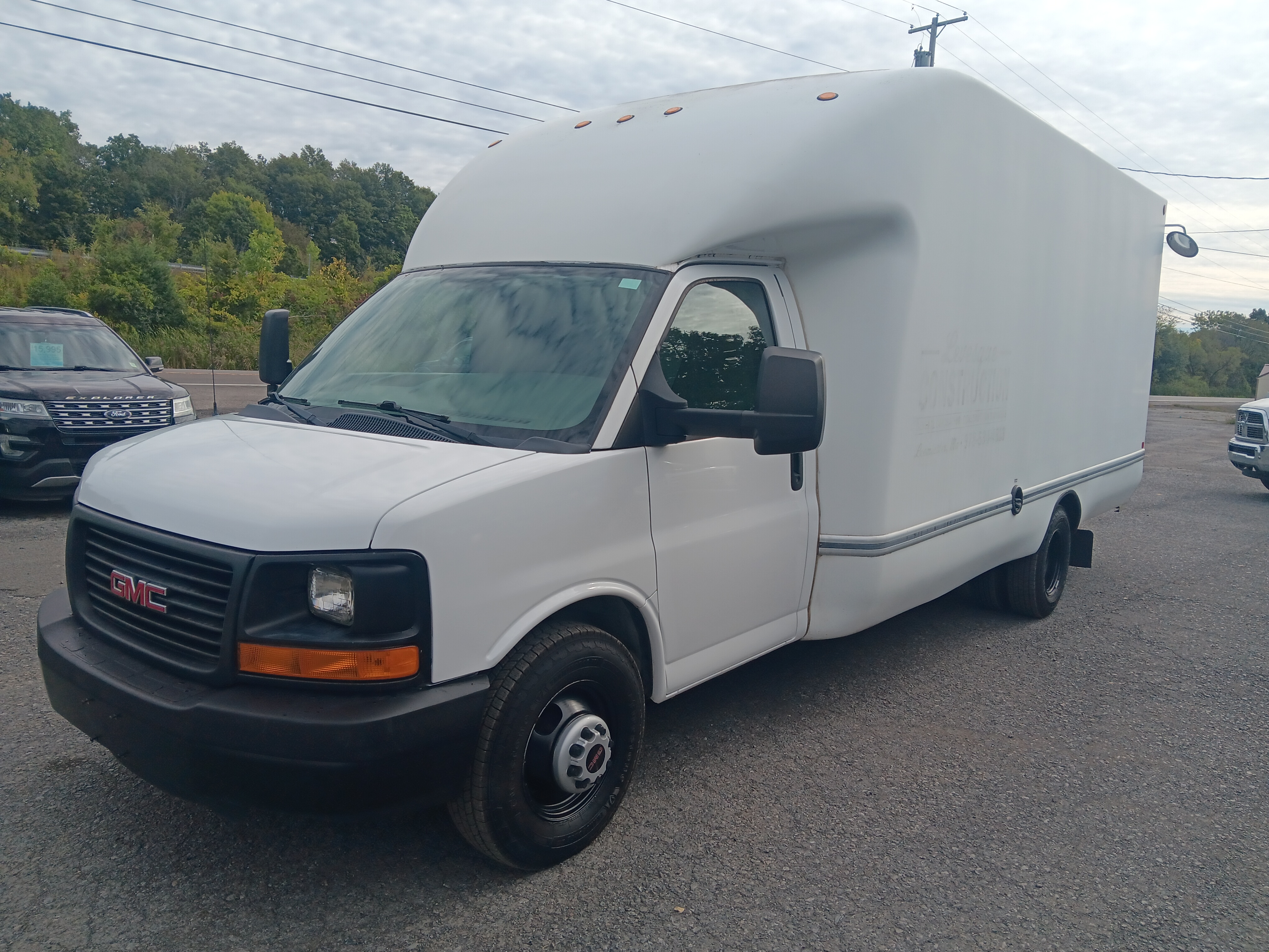 2012 GMC Savana Chassis 3500 177 Cutaway with 1WT RWD