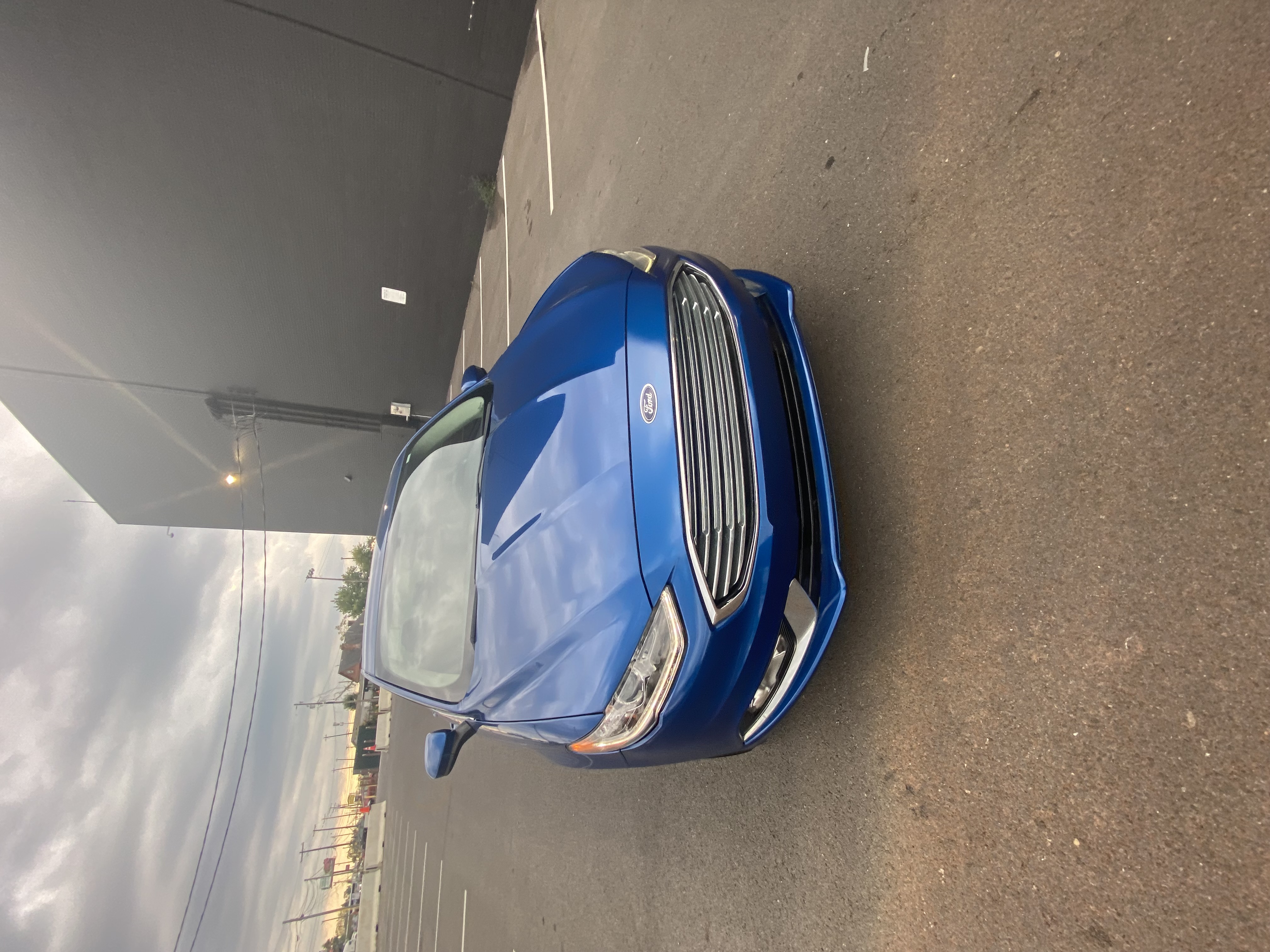 2017 Ford Fusion SE FWD's photo