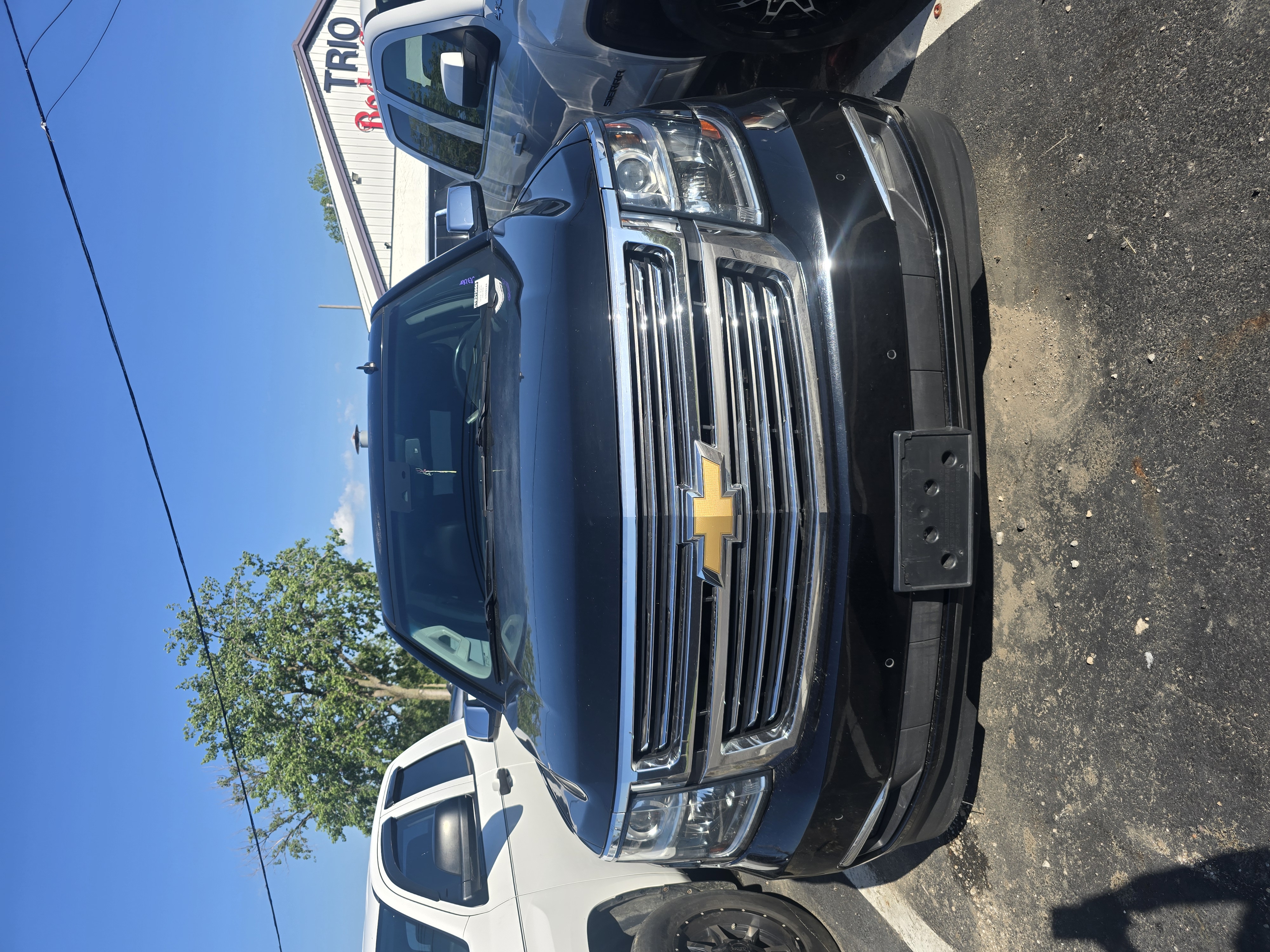 2015 Chevrolet Tahoe 4WD LTZ's photo