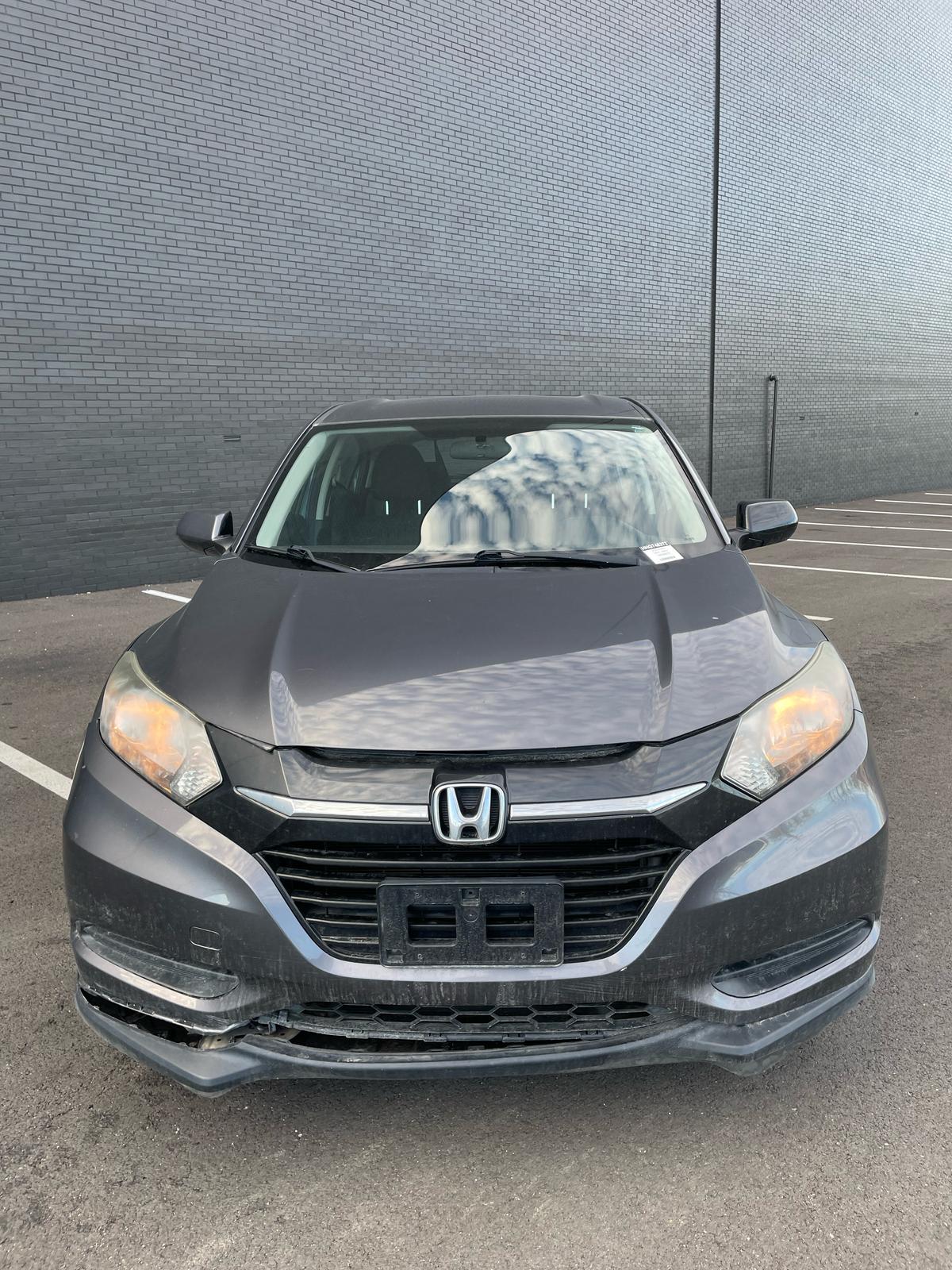 2016 Honda HR-V LX 2WD's photo