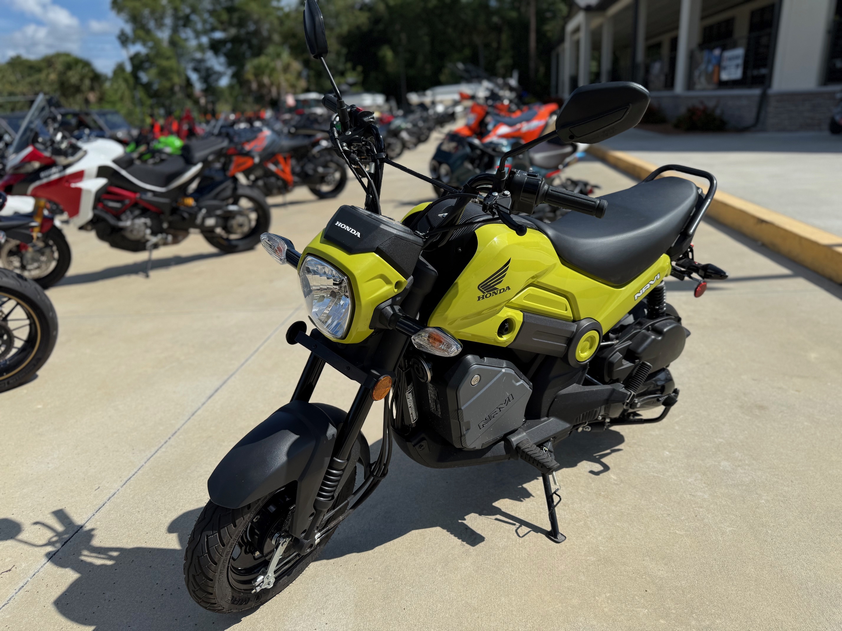 2022 Green Honda Navi