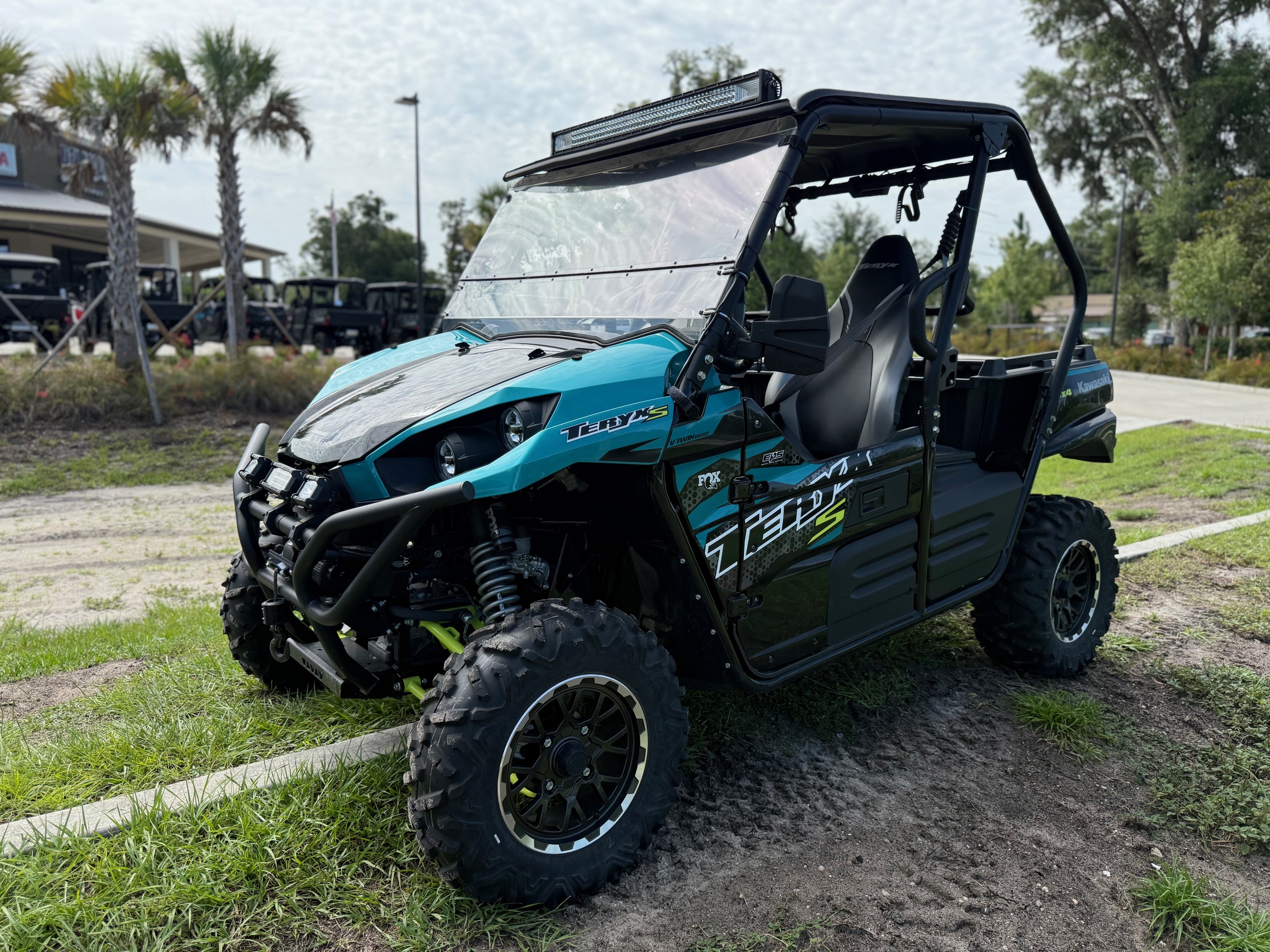 2023 - Kawasaki Teryx S LE