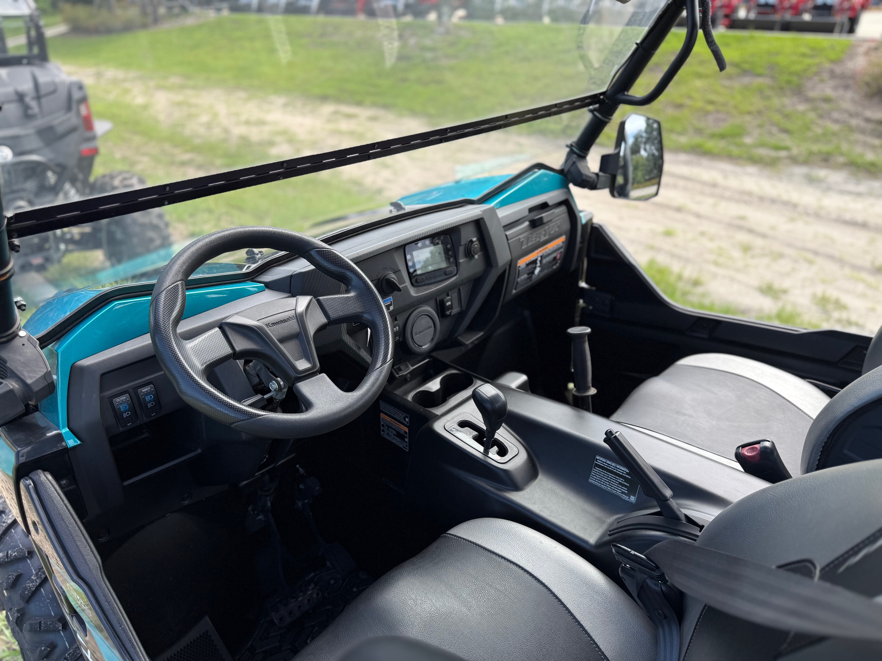 2023 - Kawasaki Teryx S LE