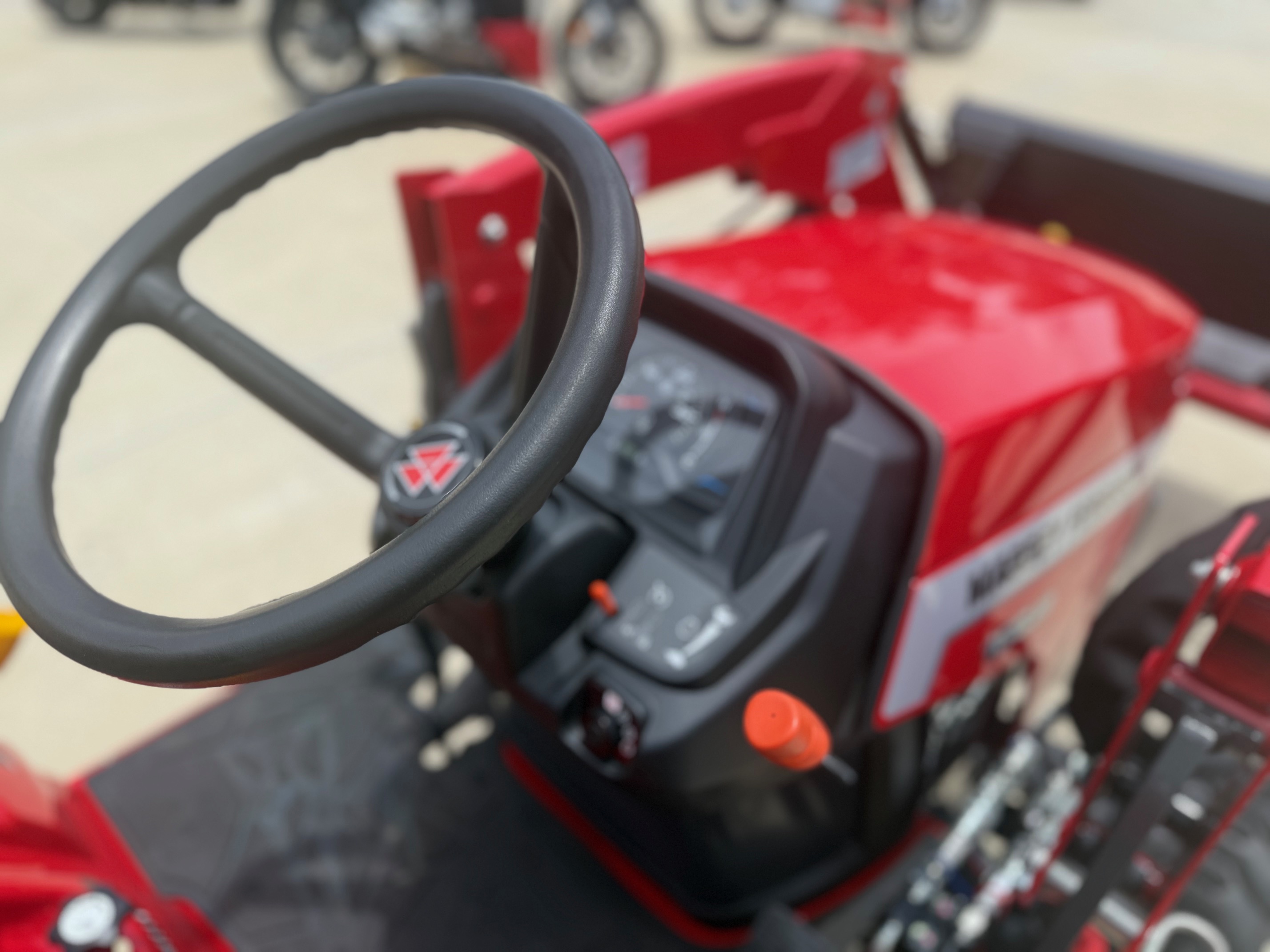 2025 - Massey Ferguson MF 1GC.23 HST
