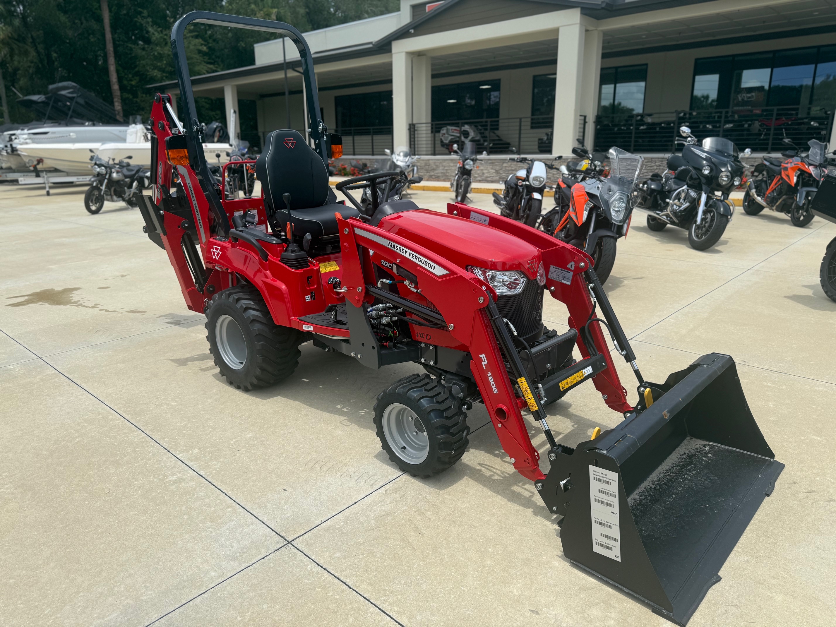 2025 - Massey Ferguson MF 1GC.23B HST 4WD