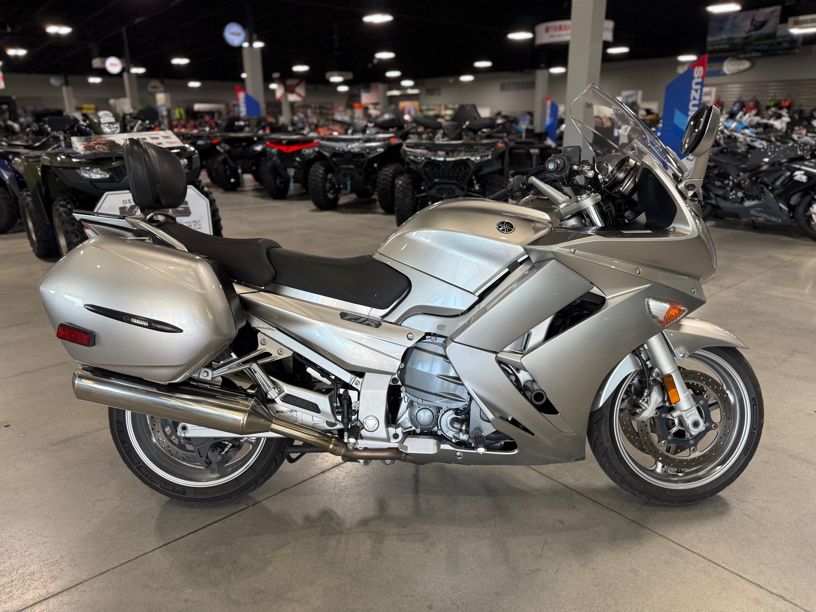 2010 Silver Yamaha FJR 1300
