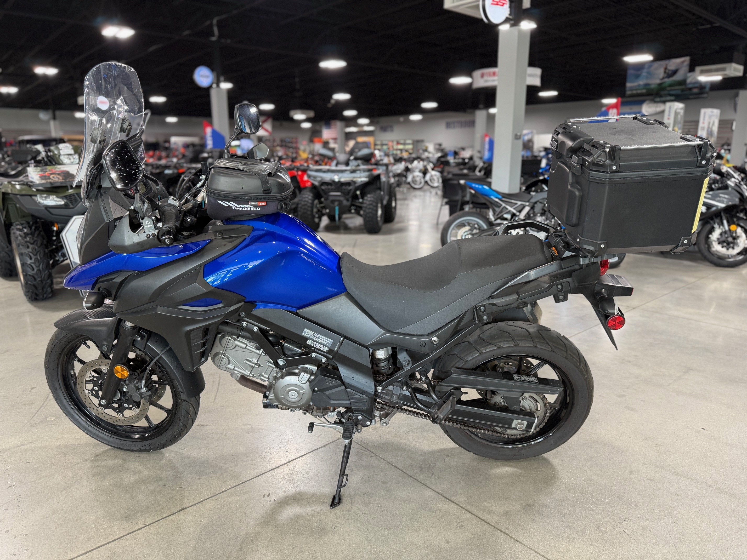 2023 - Suzuki V-Strom 650