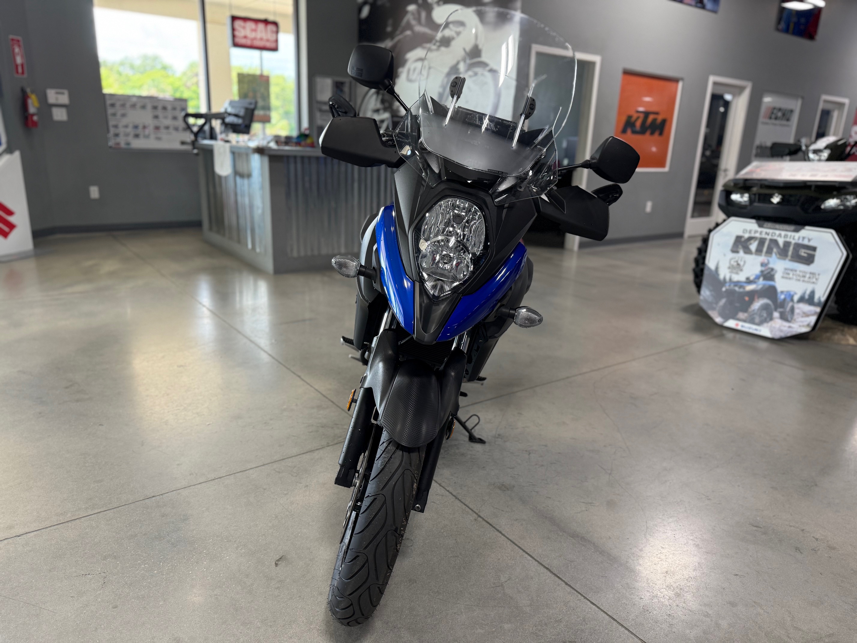 2023 - Suzuki V-Strom 650