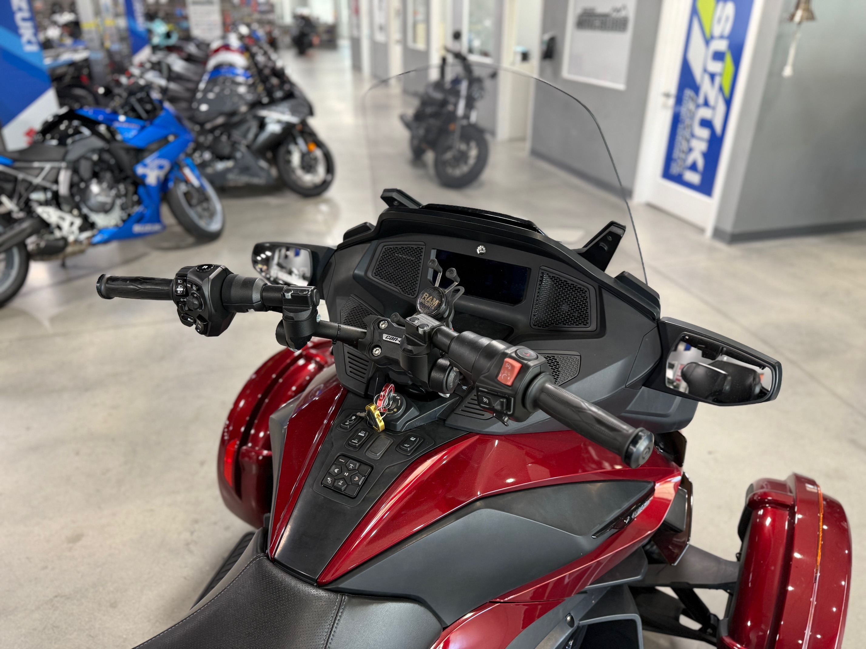 2020 Red Can-Am SPYDER RT LIMITED SE6