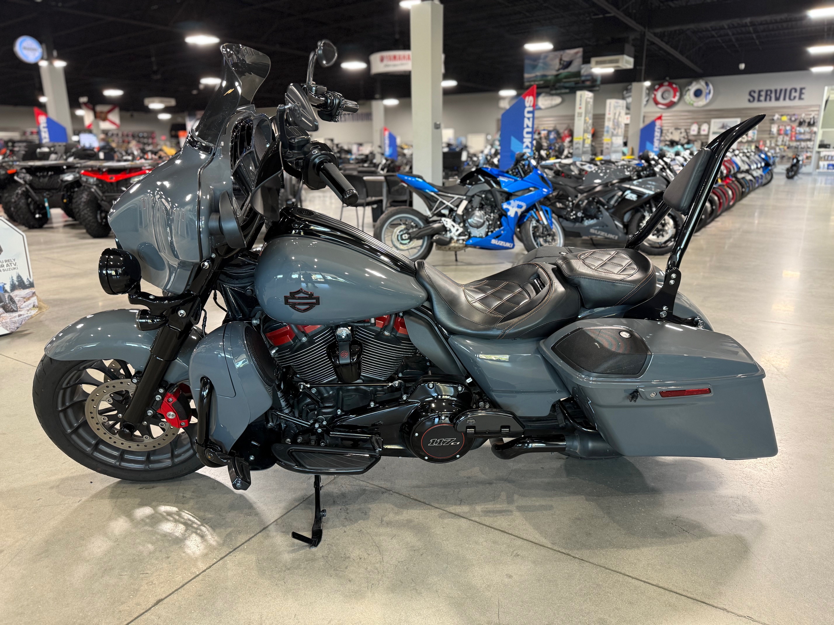 2018 - Harley-Davidson CVO Street Glide