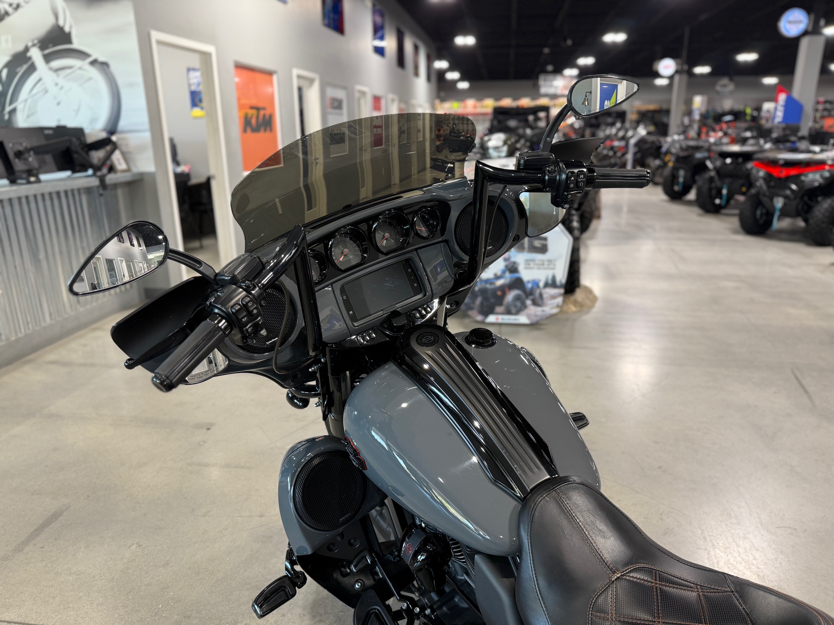2018 - Harley-Davidson CVO Street Glide
