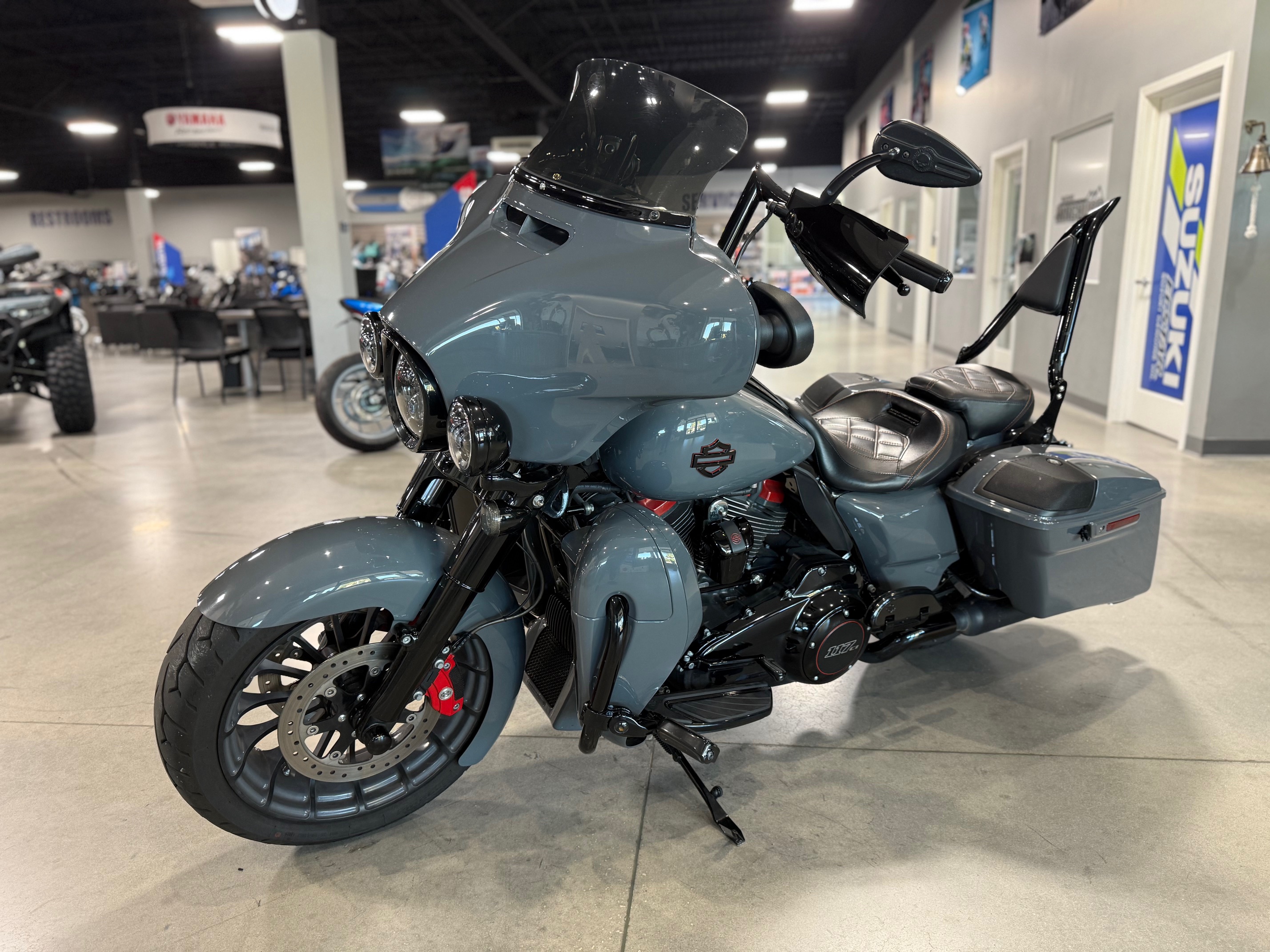 2018 - Harley-Davidson CVO Street Glide