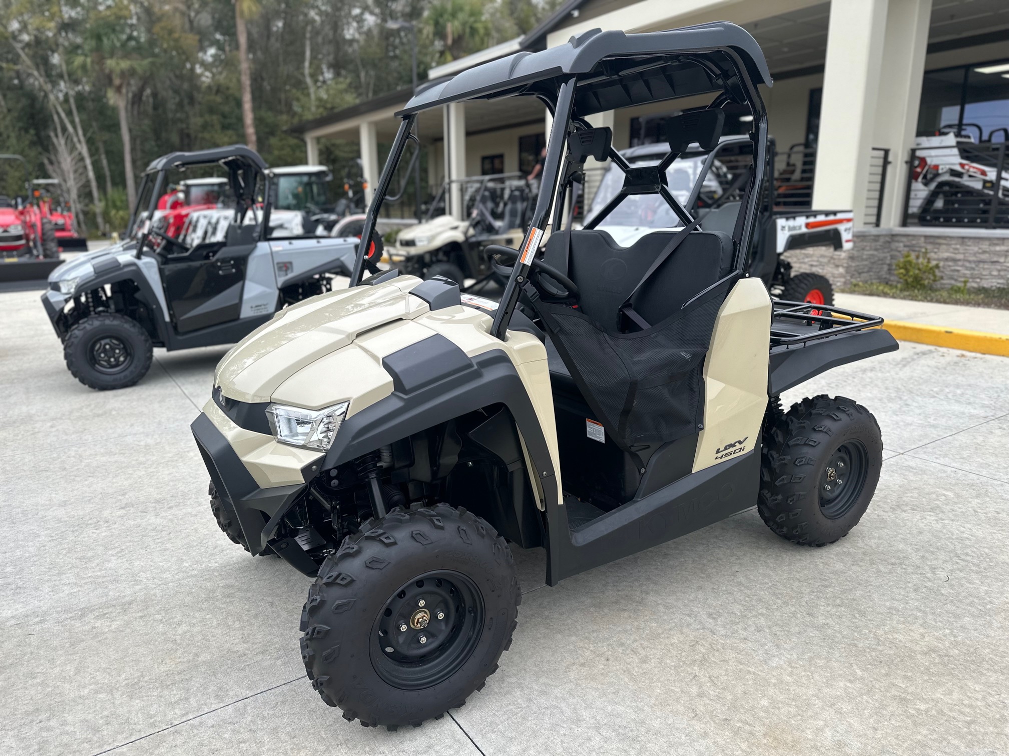 2023 Tan Kymco UXV 450i Platform