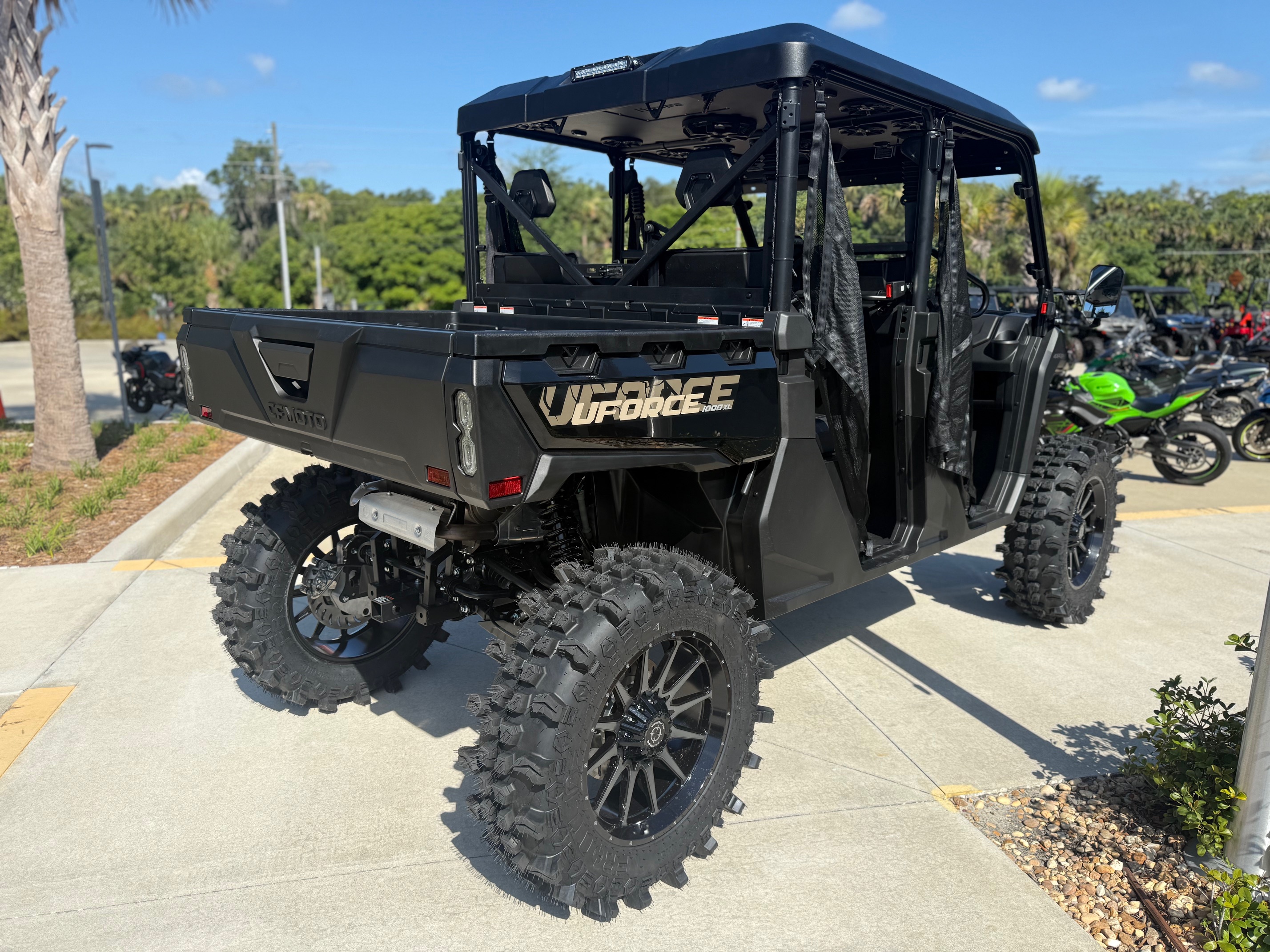2025 - CFMoto Uforce 1000 XL