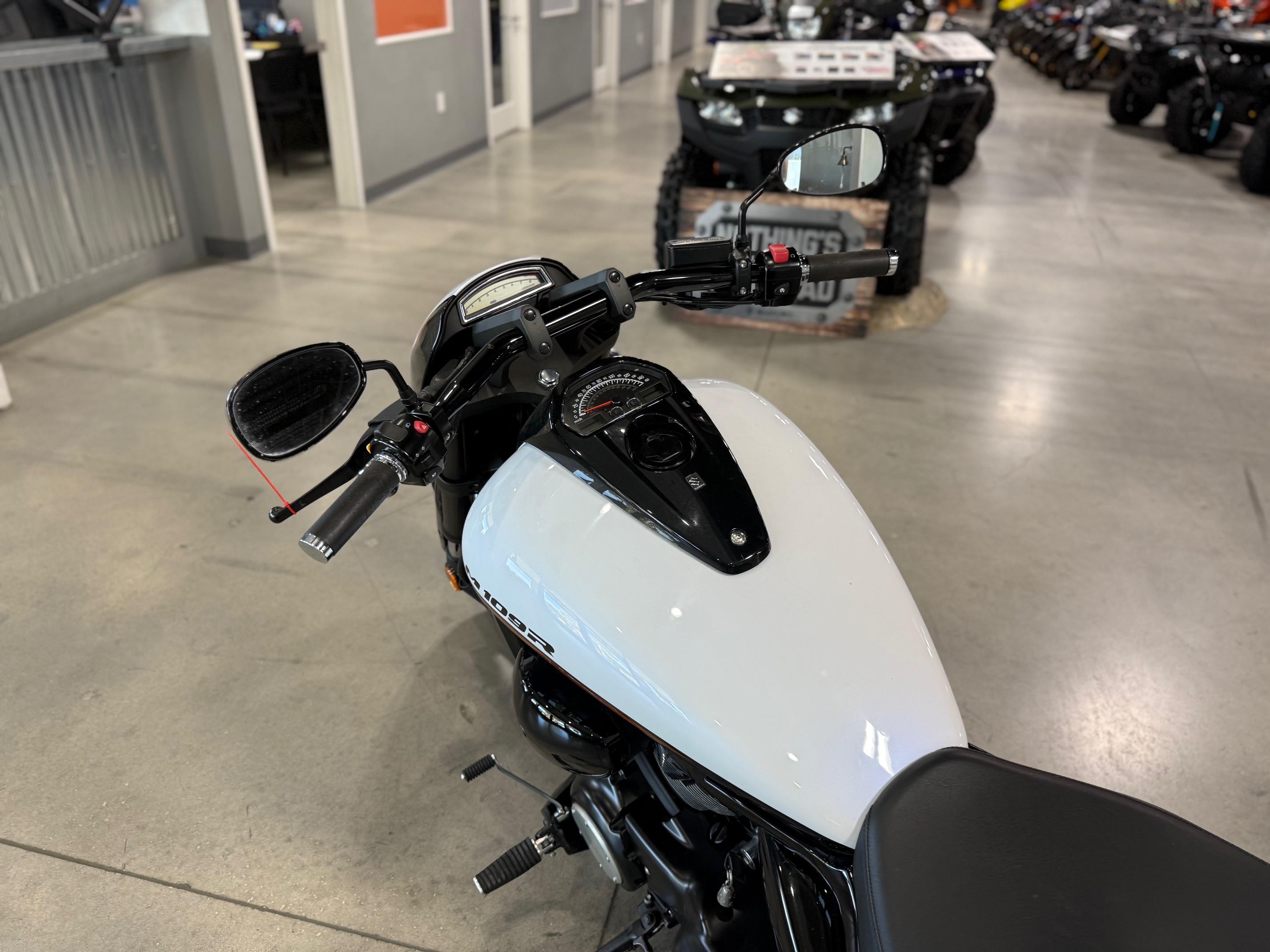 2020 - Suzuki Boulevard M109R B.O.S.S.