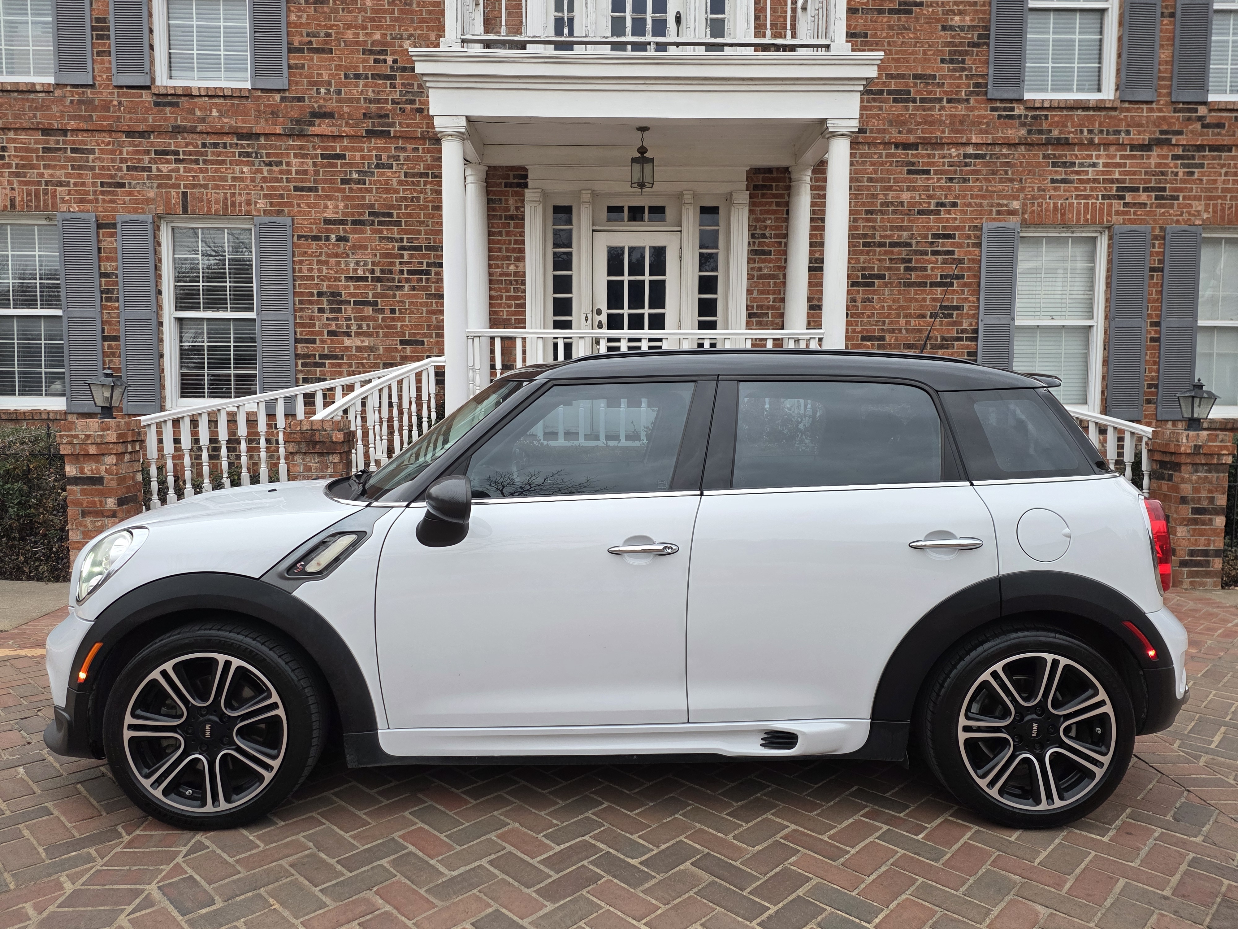 2014 MINI Countryman S FWD
