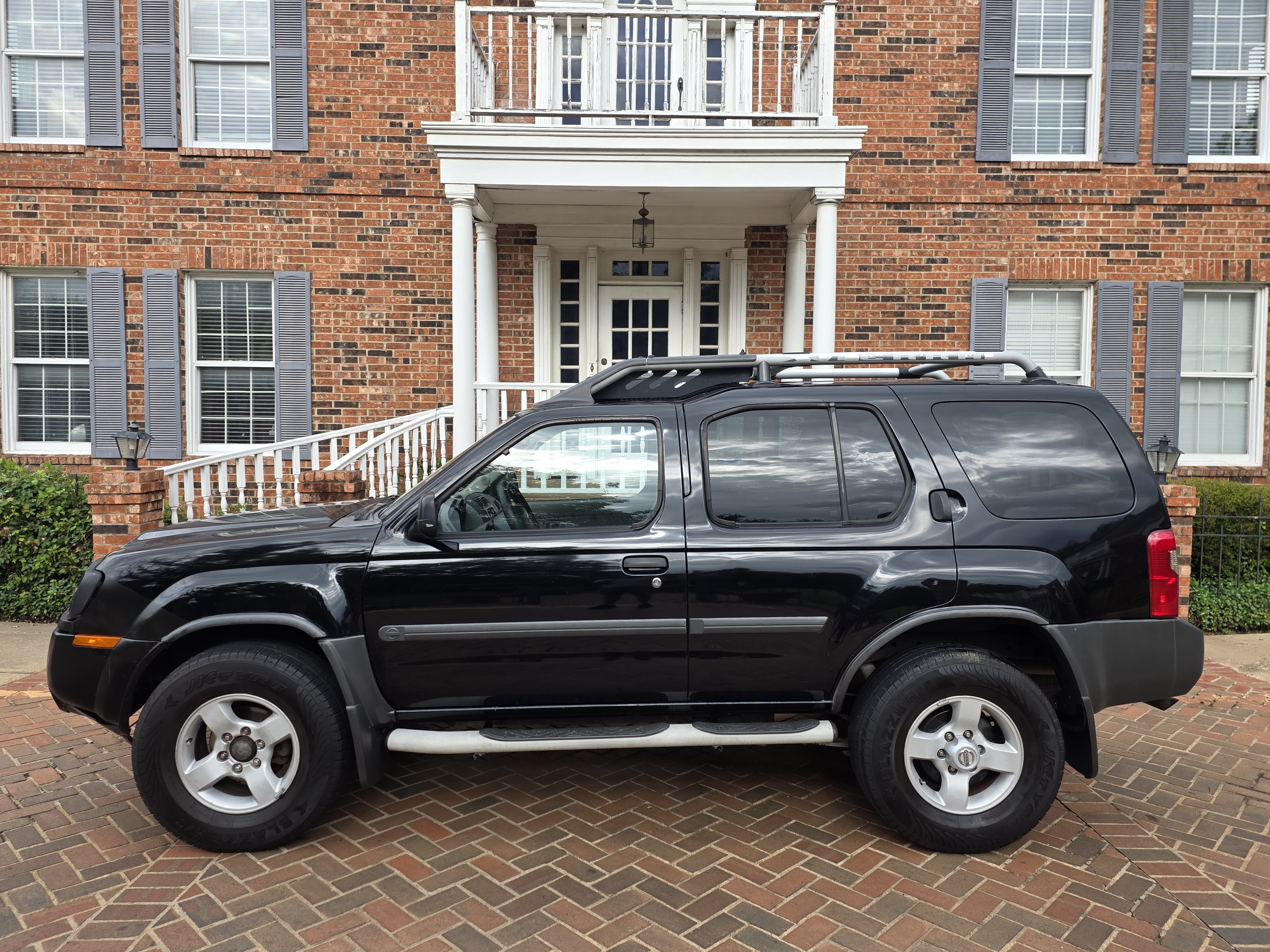 - 2004 Nissan Xterra SUV / Crossover Rear-Wheel Drive