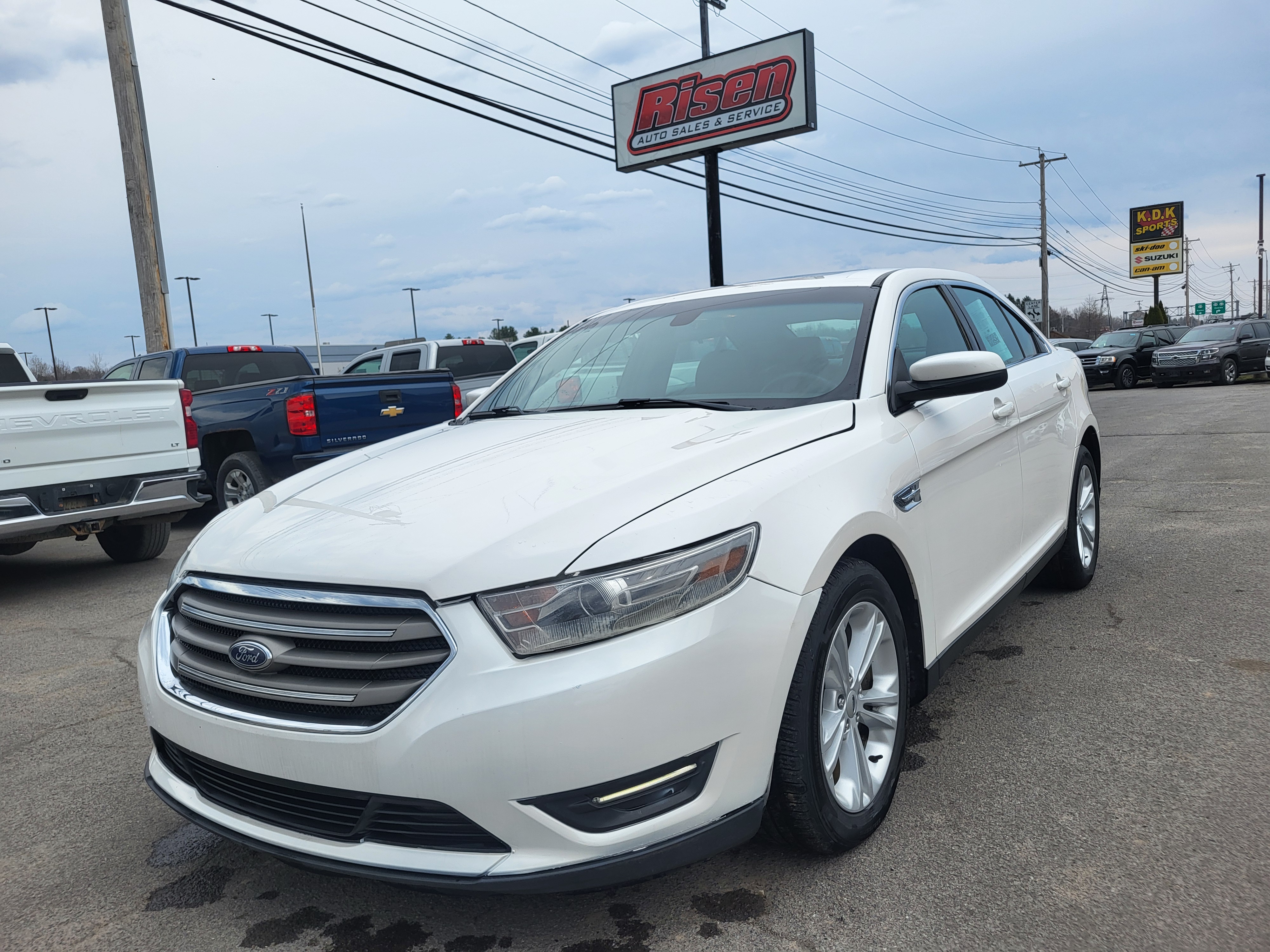 Vehicle Image 2