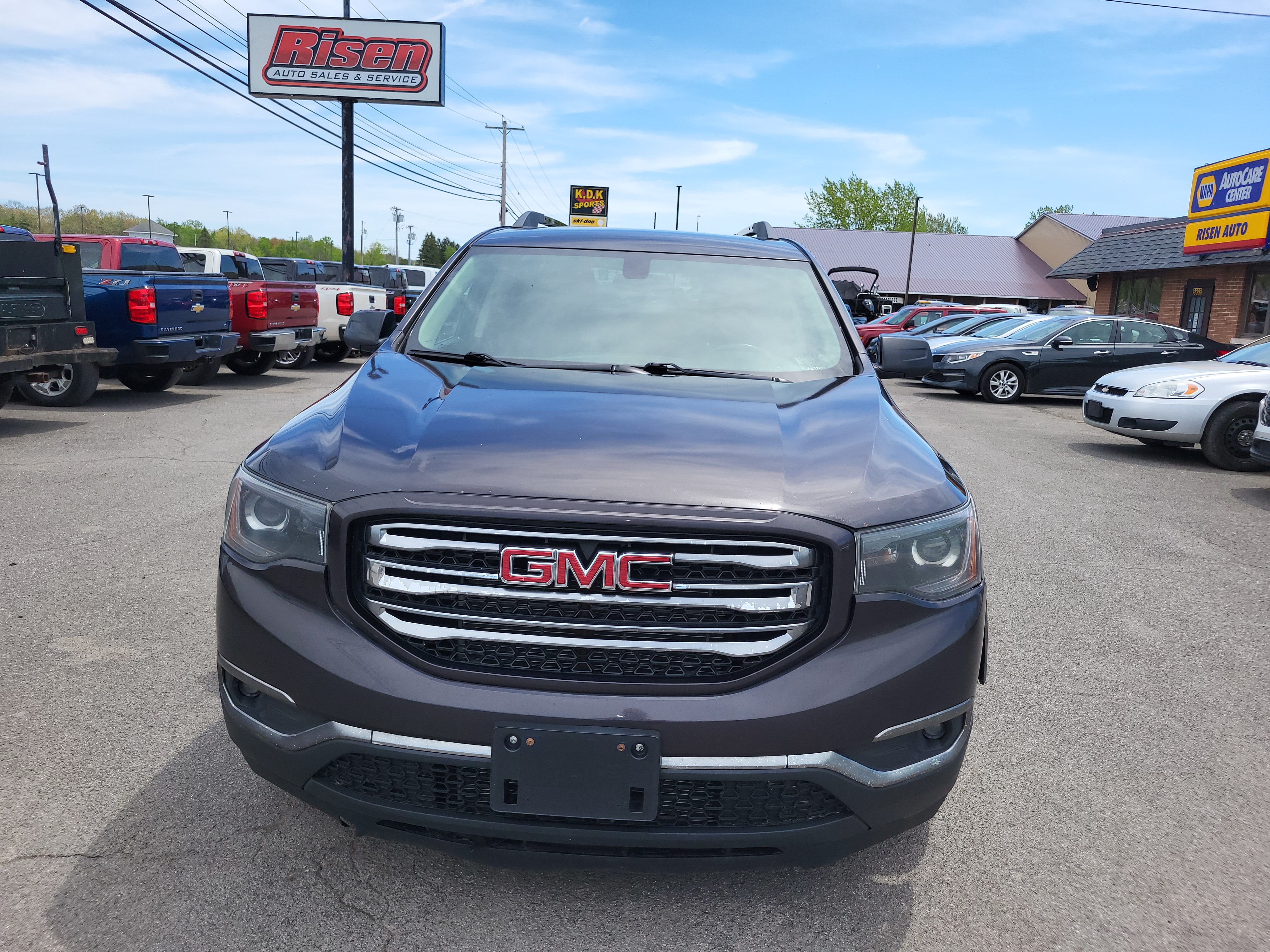 2017 GMC Acadia SLE-2 AWD's photo