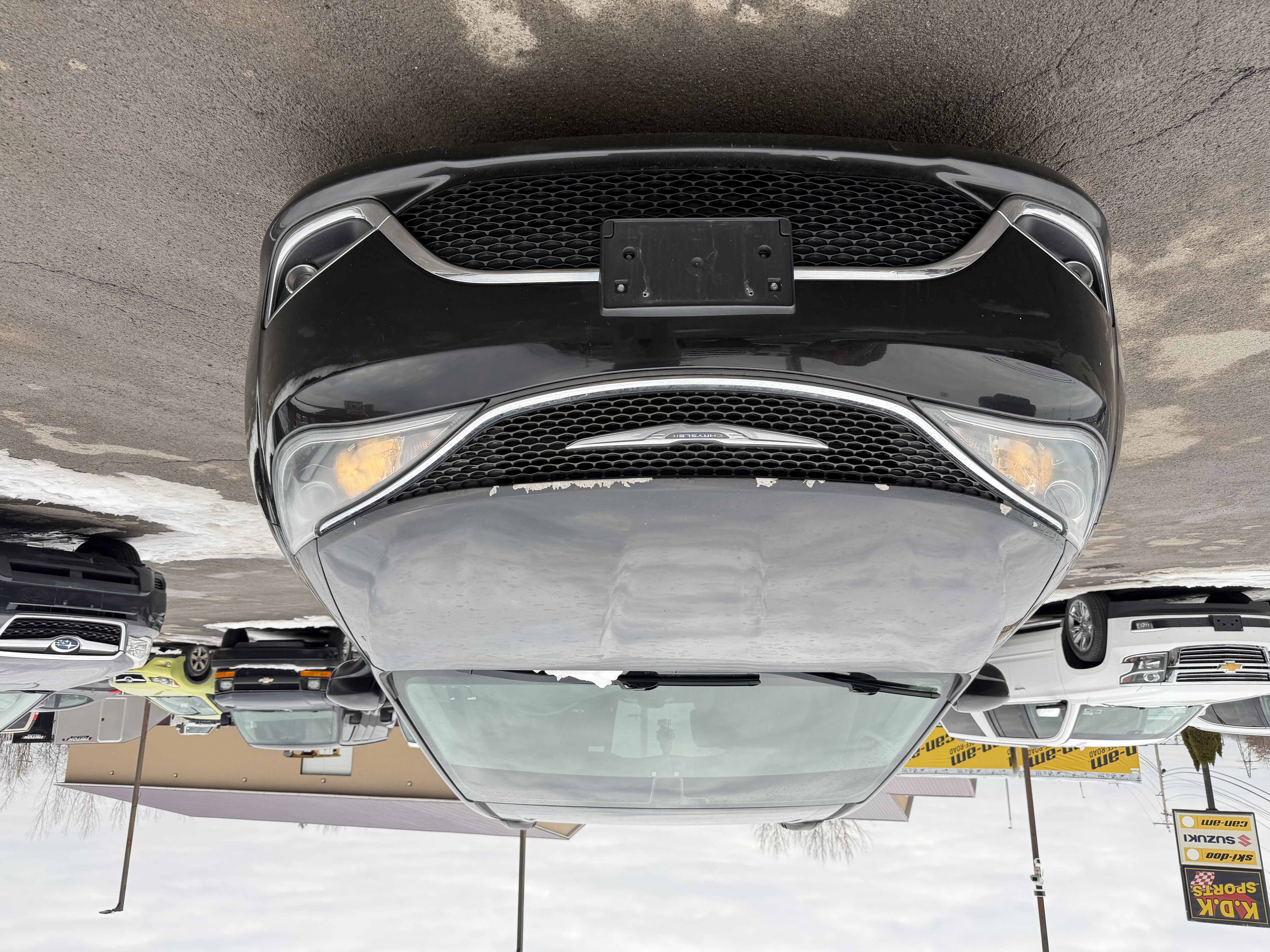 2017 Chrysler Pacifica Touring-L's photo