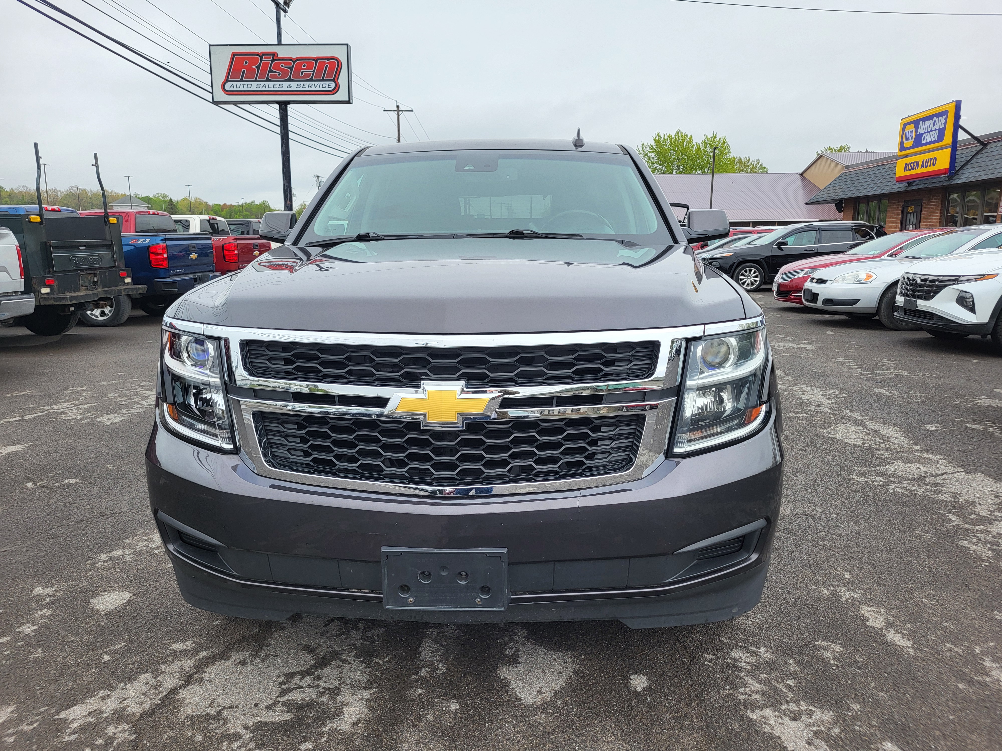 2017 Chevrolet Tahoe 4WD LT's photo
