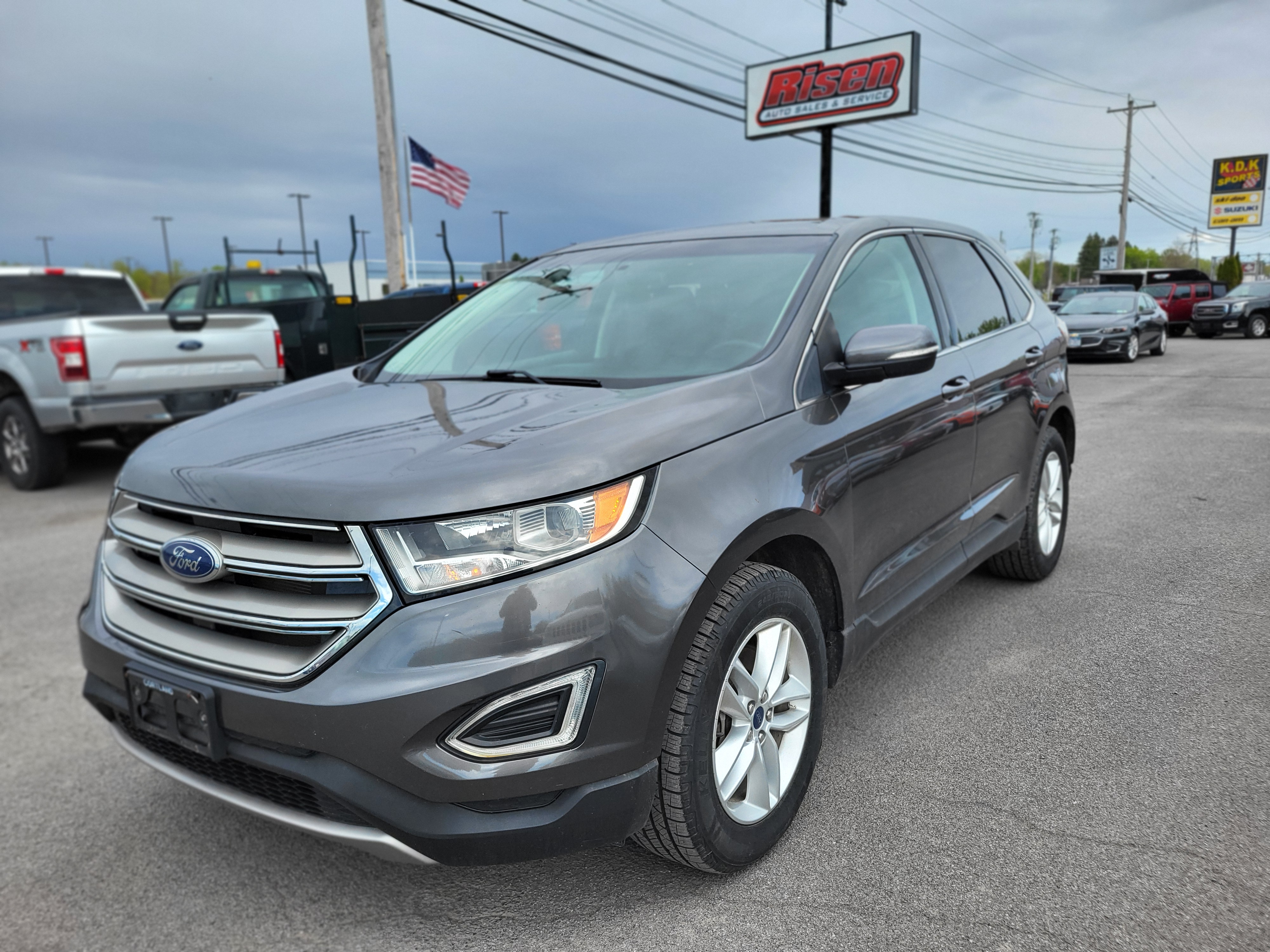 Vehicle Image 2