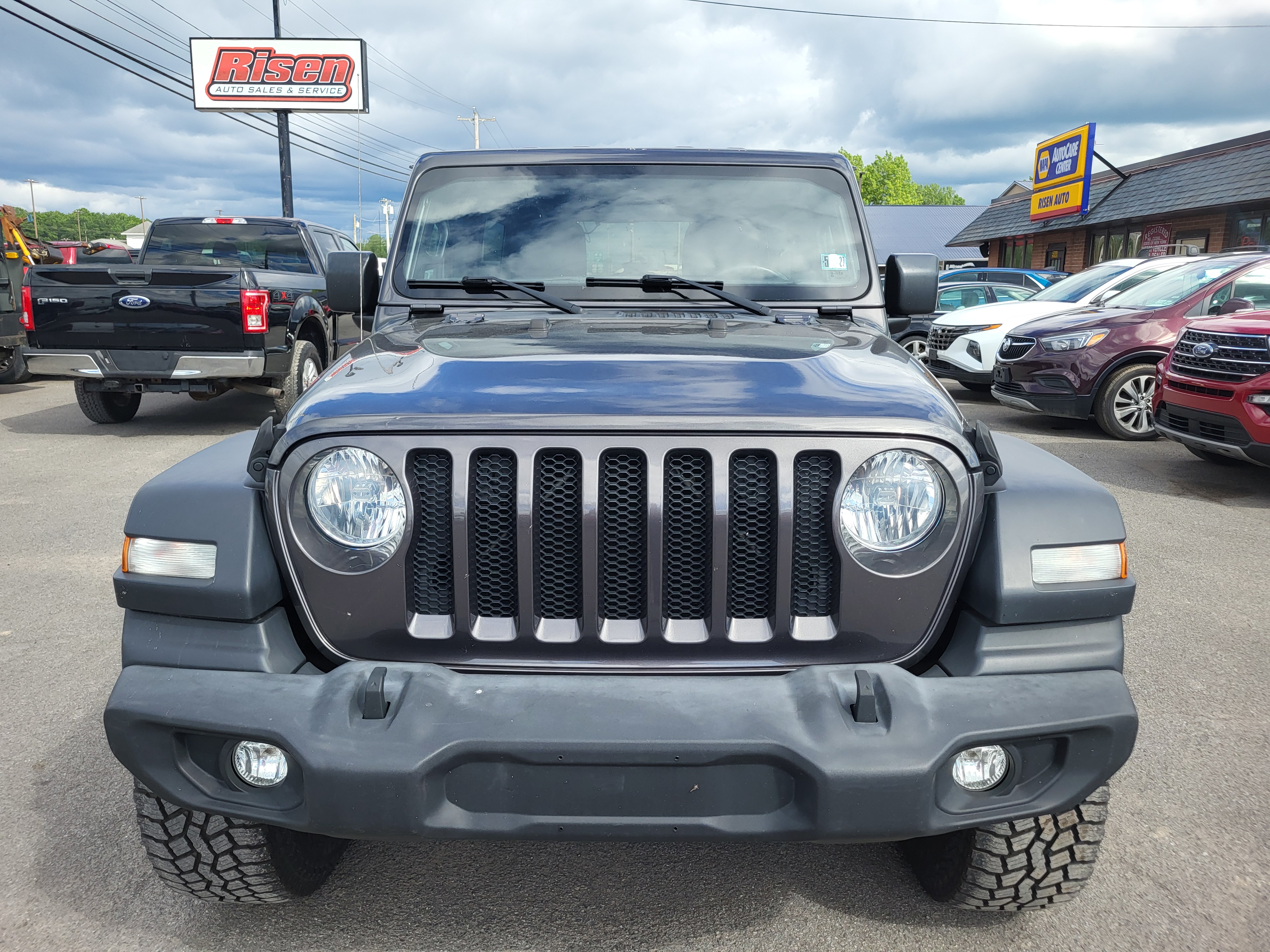 2018 Jeep Wrangler Sport S's photo