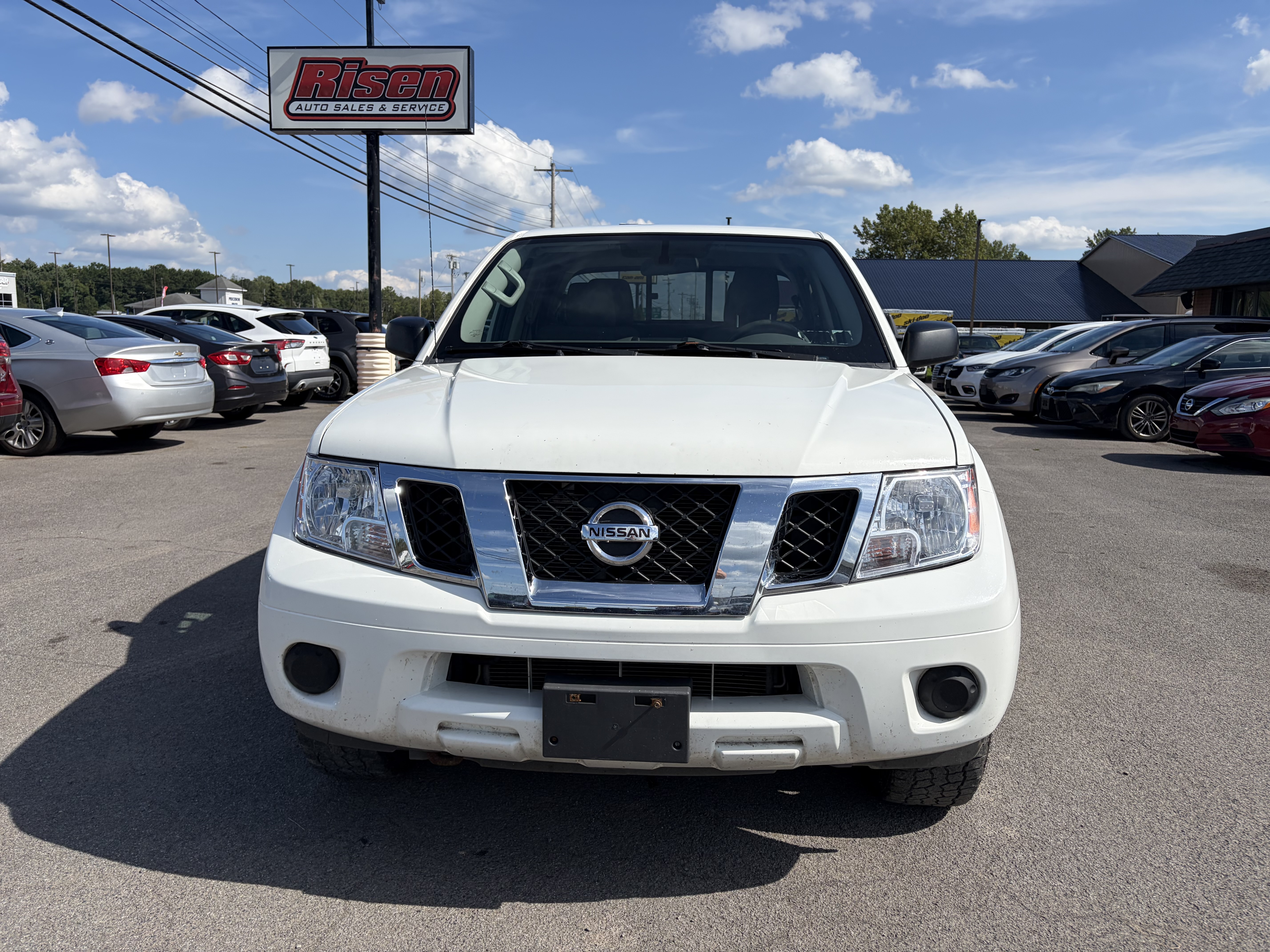 White 2019 Nissan Frontier Pickup Truck  