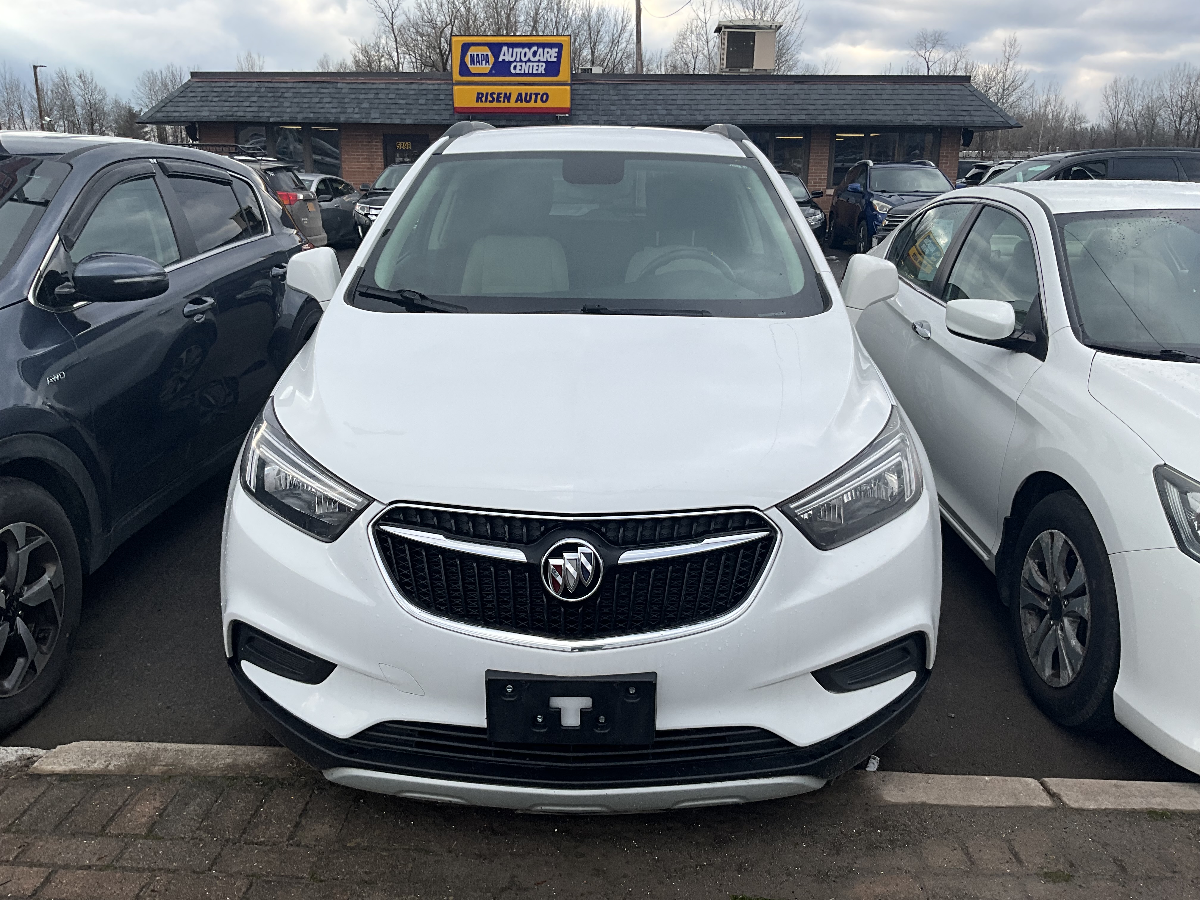 2020 Buick Encore Preferred's photo