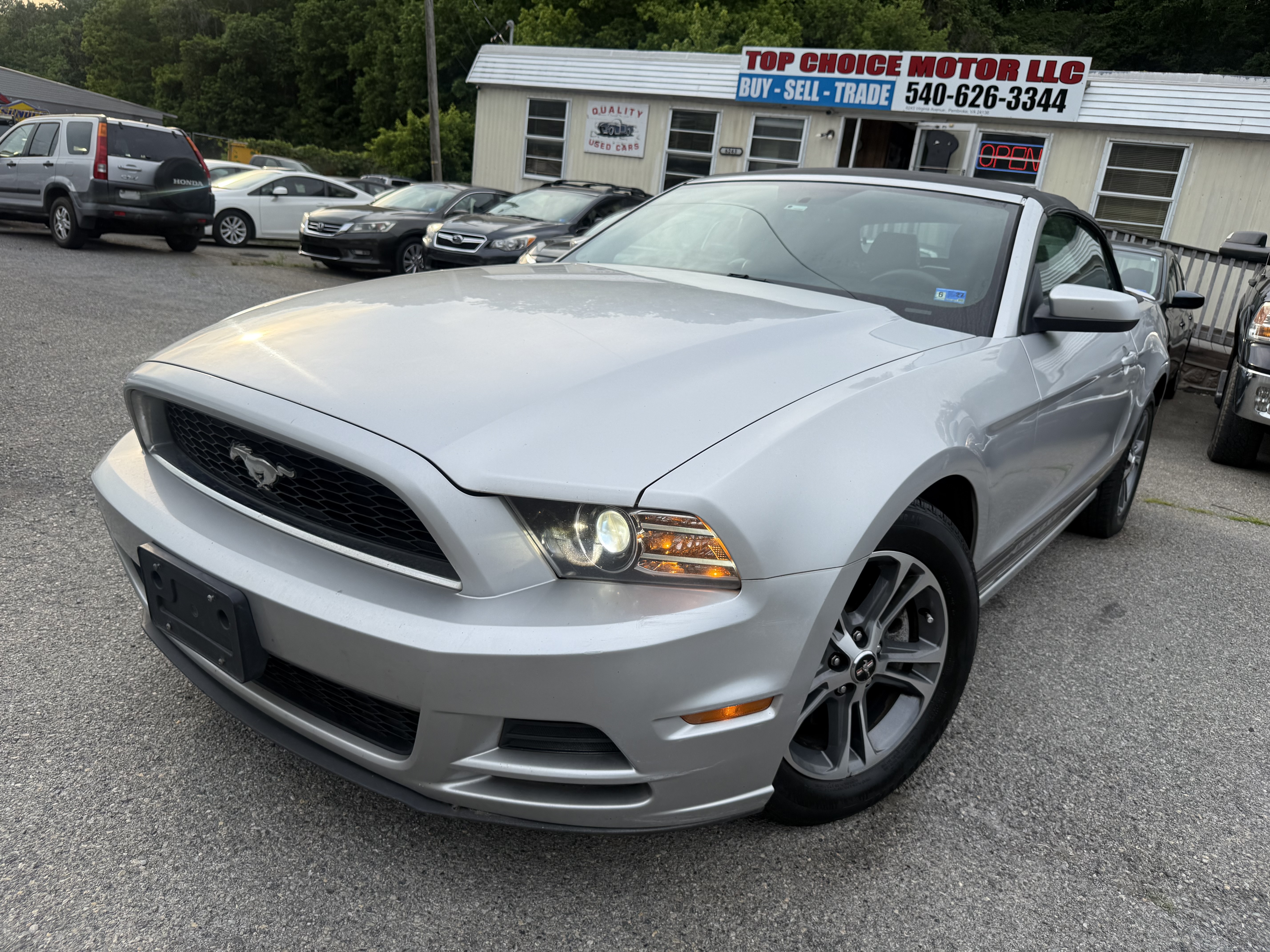 Silver 2014 Ford Mustang V6 Premium Convertible RWD Convertible Rear-Wheel Drive Automatic