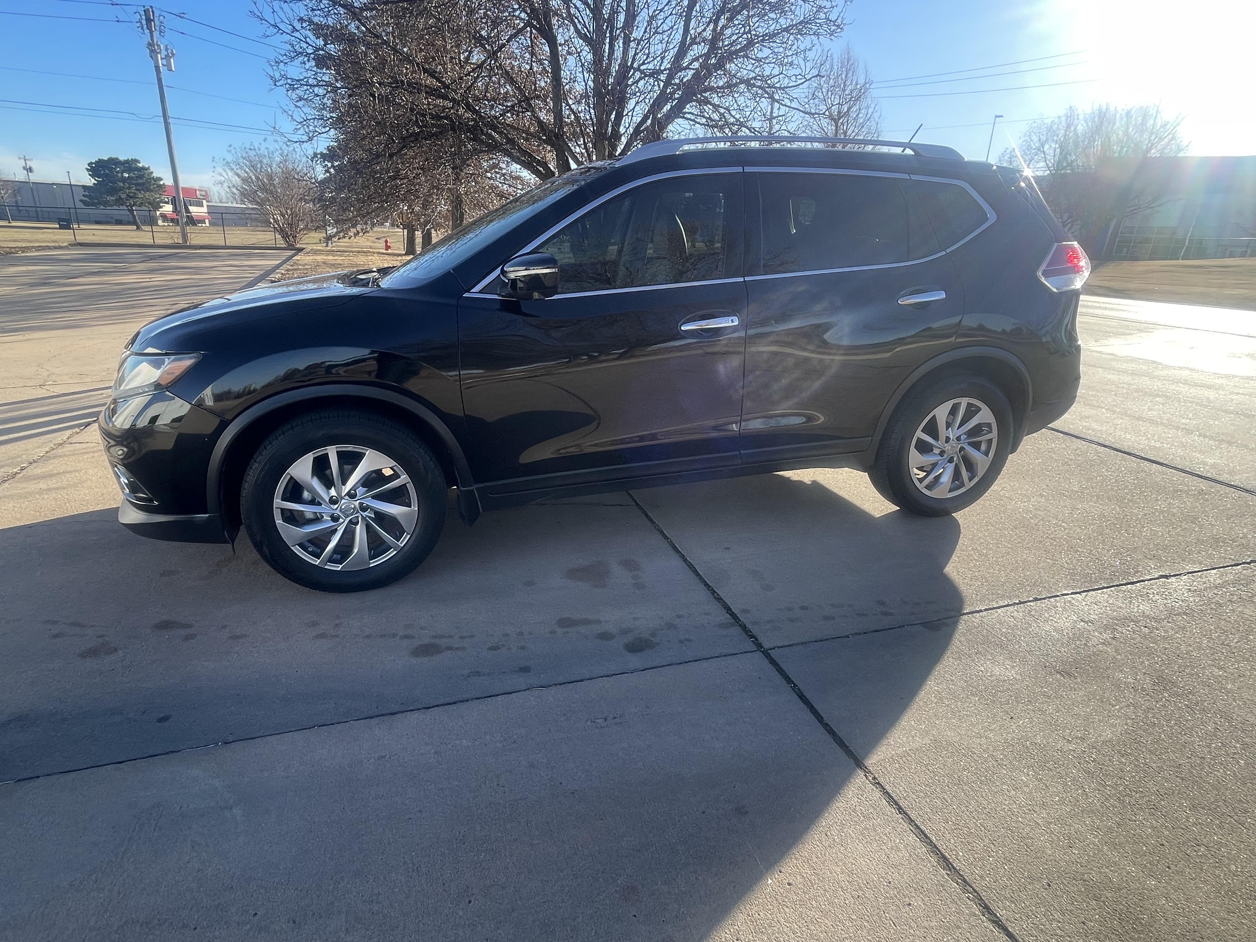 2014 Nissan Rogue SL FWD's photo