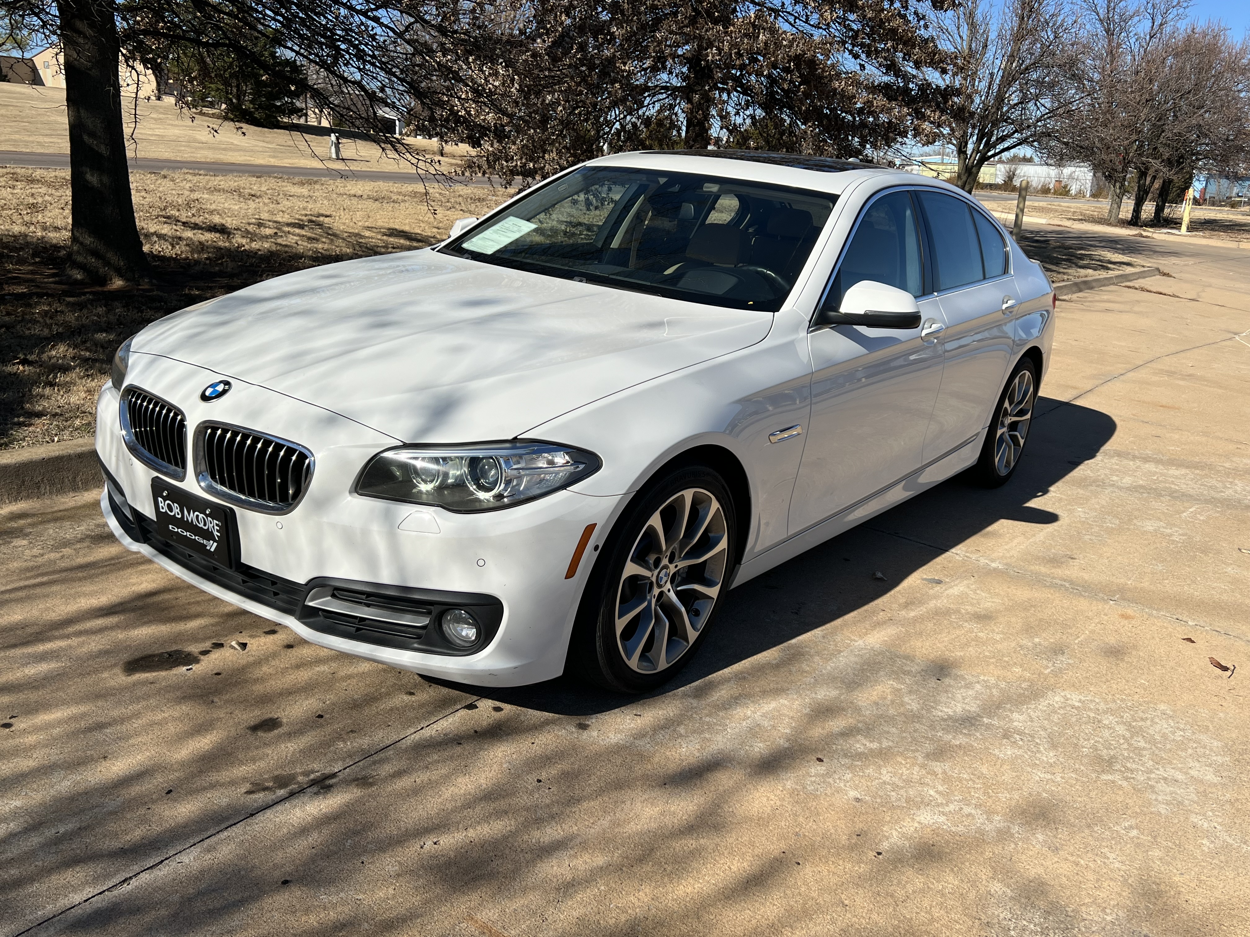 2016 BMW 5 Series 535i Sedan's photo