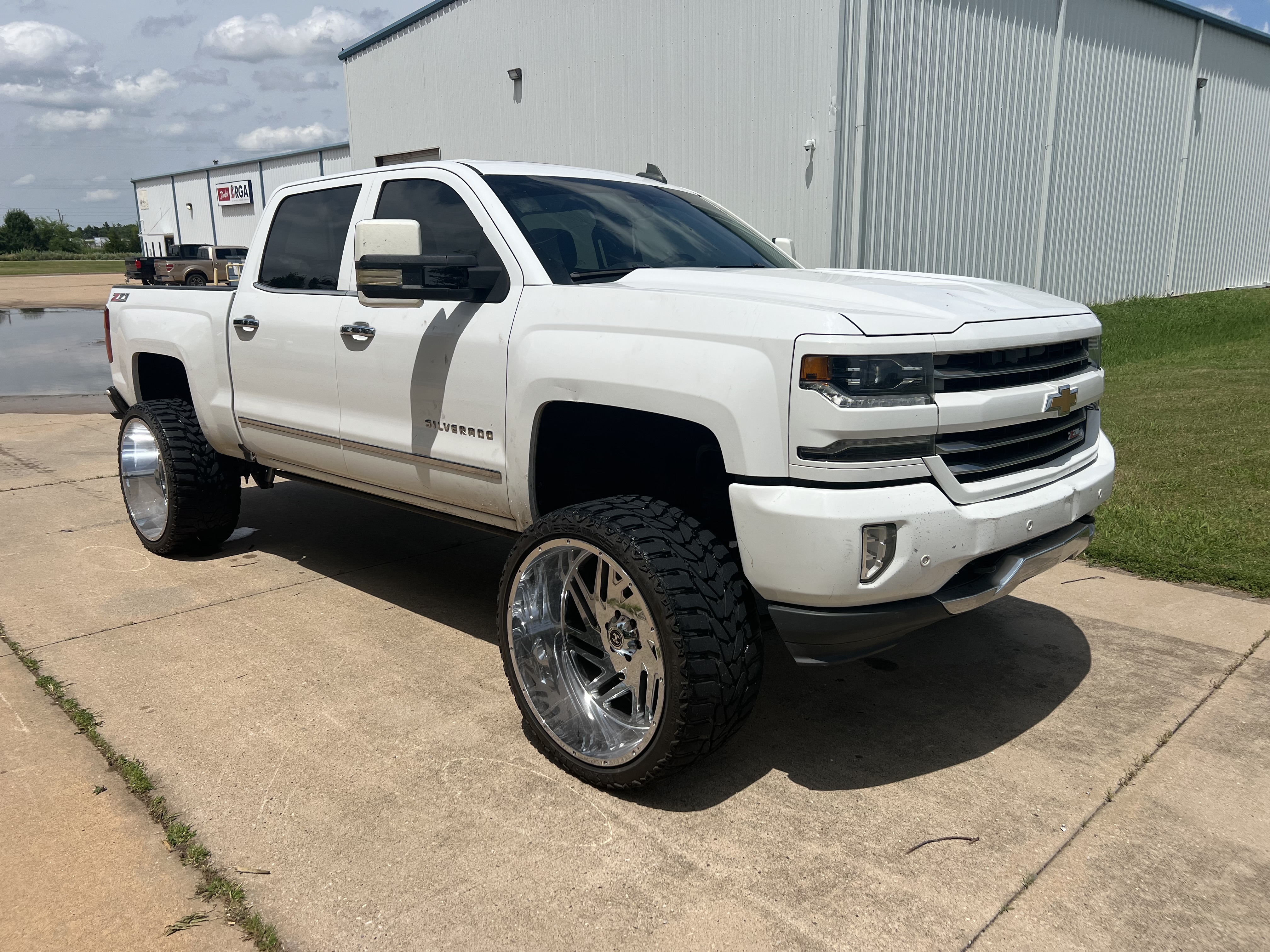 2017 Chevrolet Silverado 1500 LTZ 4X4 Crew Cab Short Box's photo