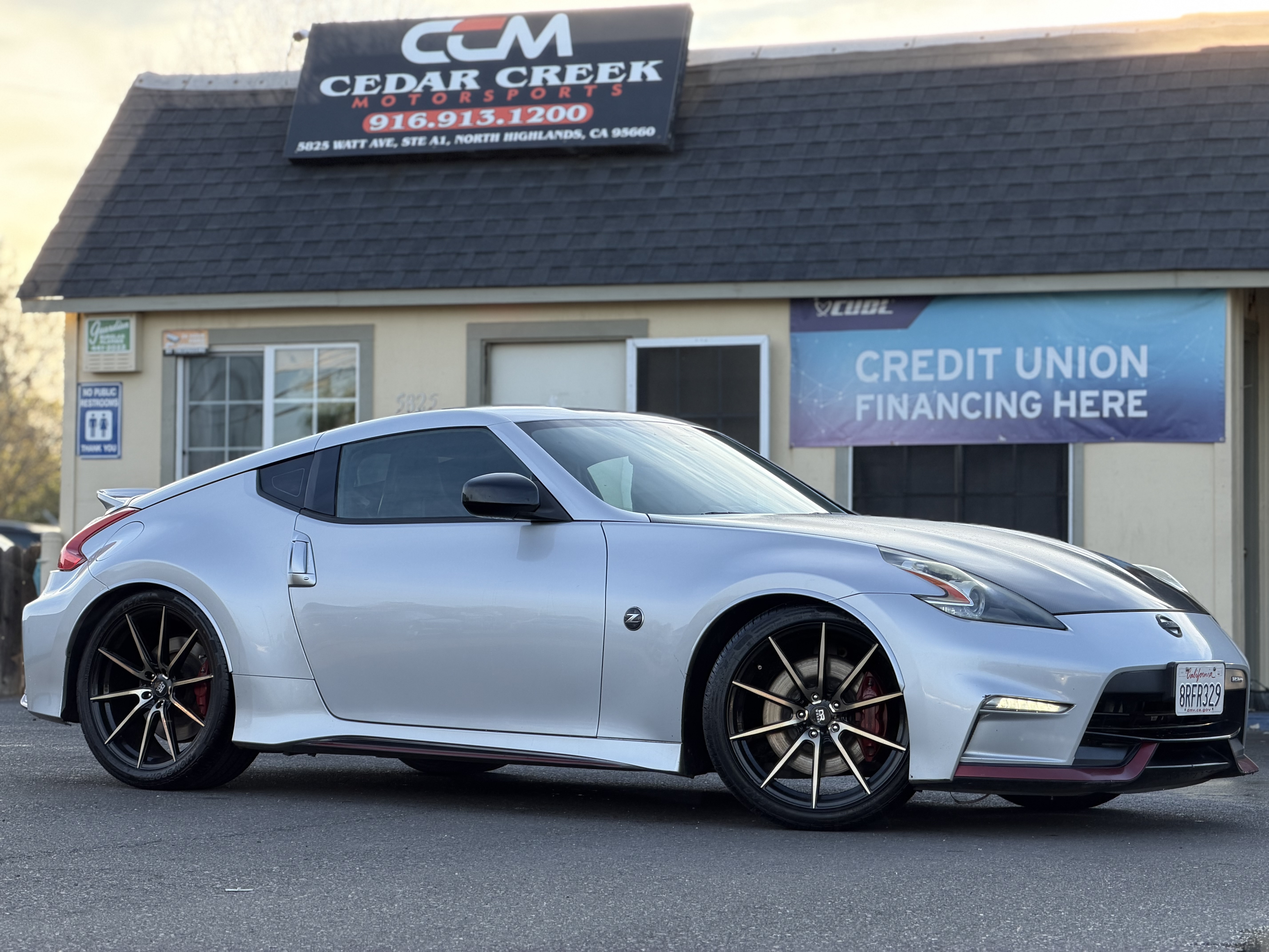 Brilliant Silver Metallic 2015 Nissan 370Z NISMO Tech Coupe Rear-Wheel Drive Manual