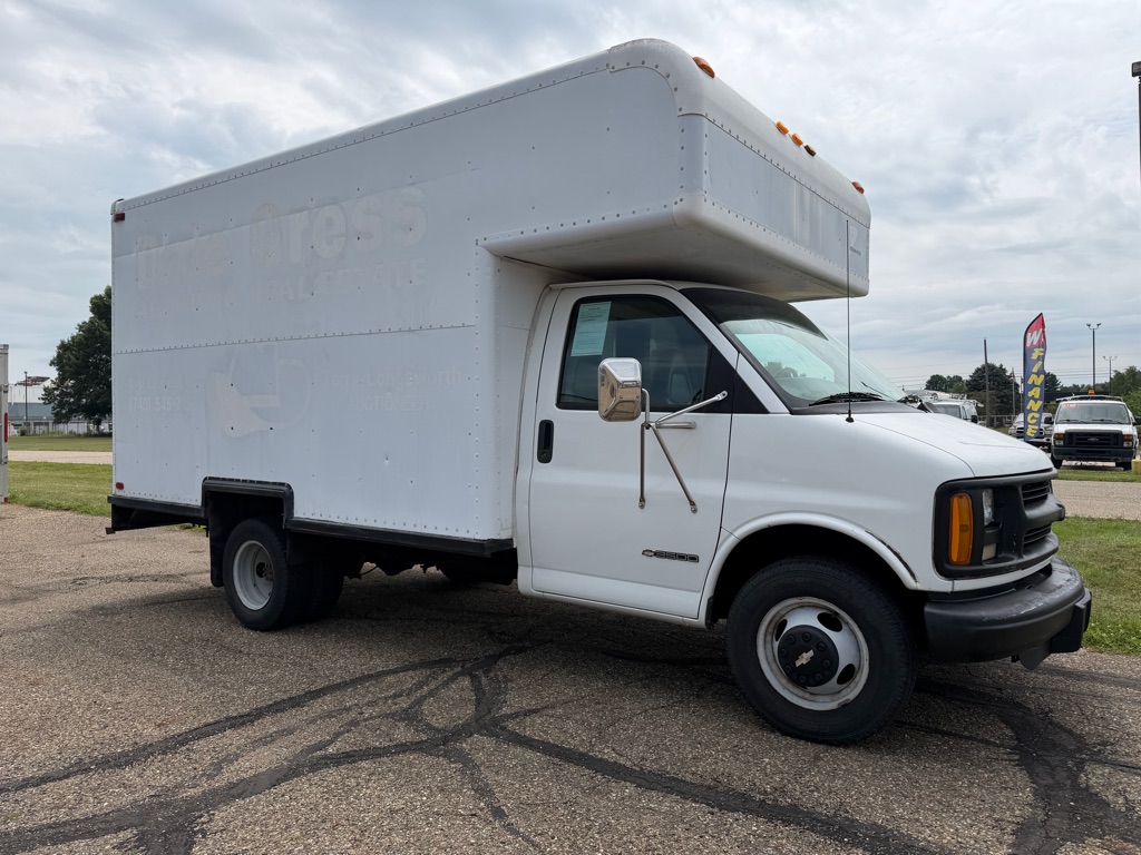 1998 CHEVROLET EXPRESS G3500 1 Ton Nominal