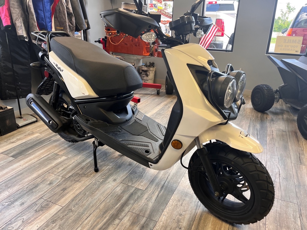 2023 WOLF RUGBY 2 SCOOTER