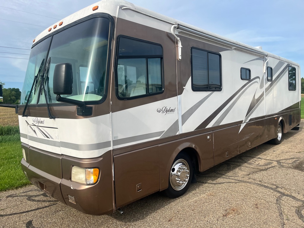 1999 MONACO DIPLOMAT 38ft RV