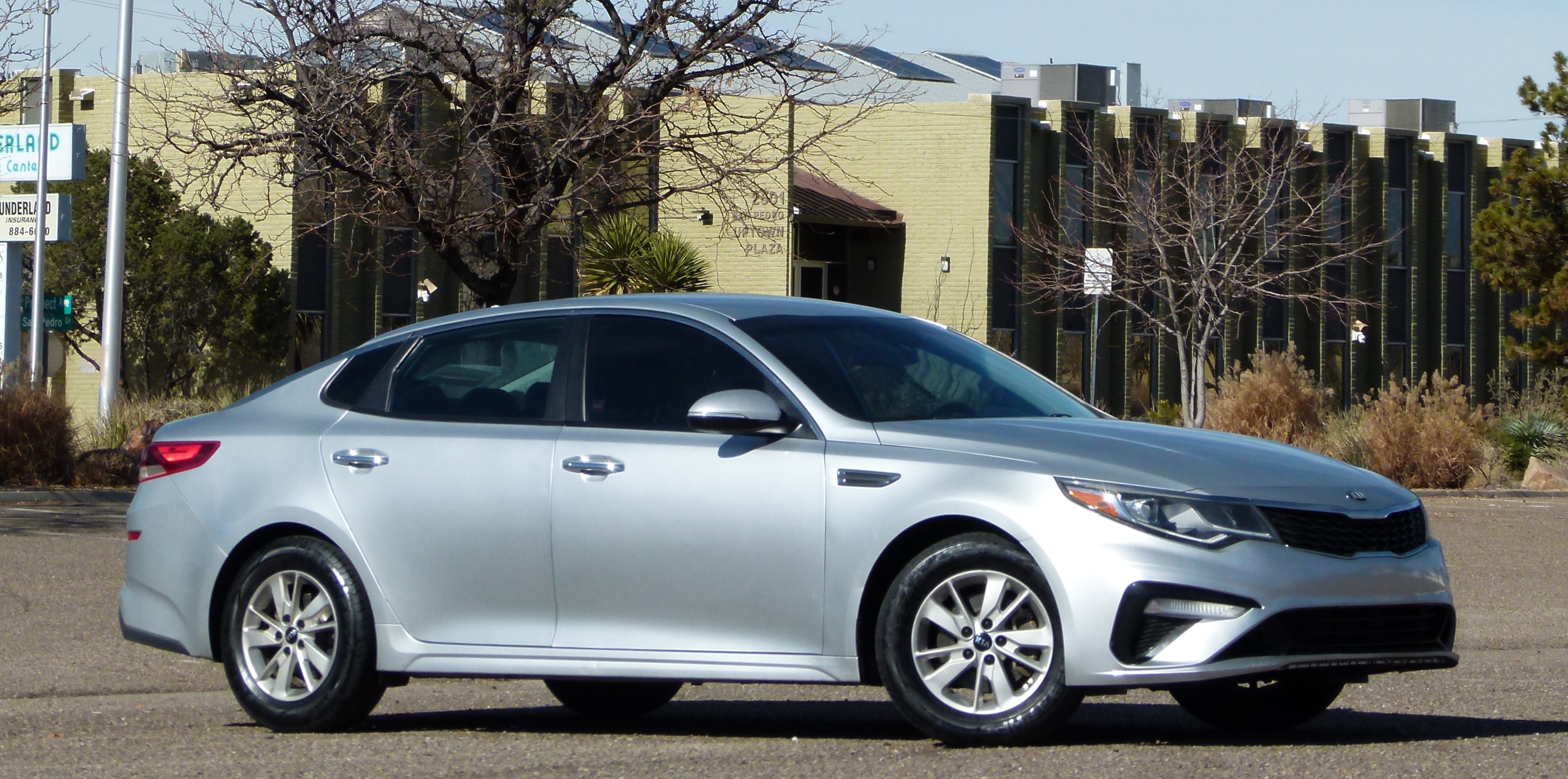 2019 Kia Optima LX Auto