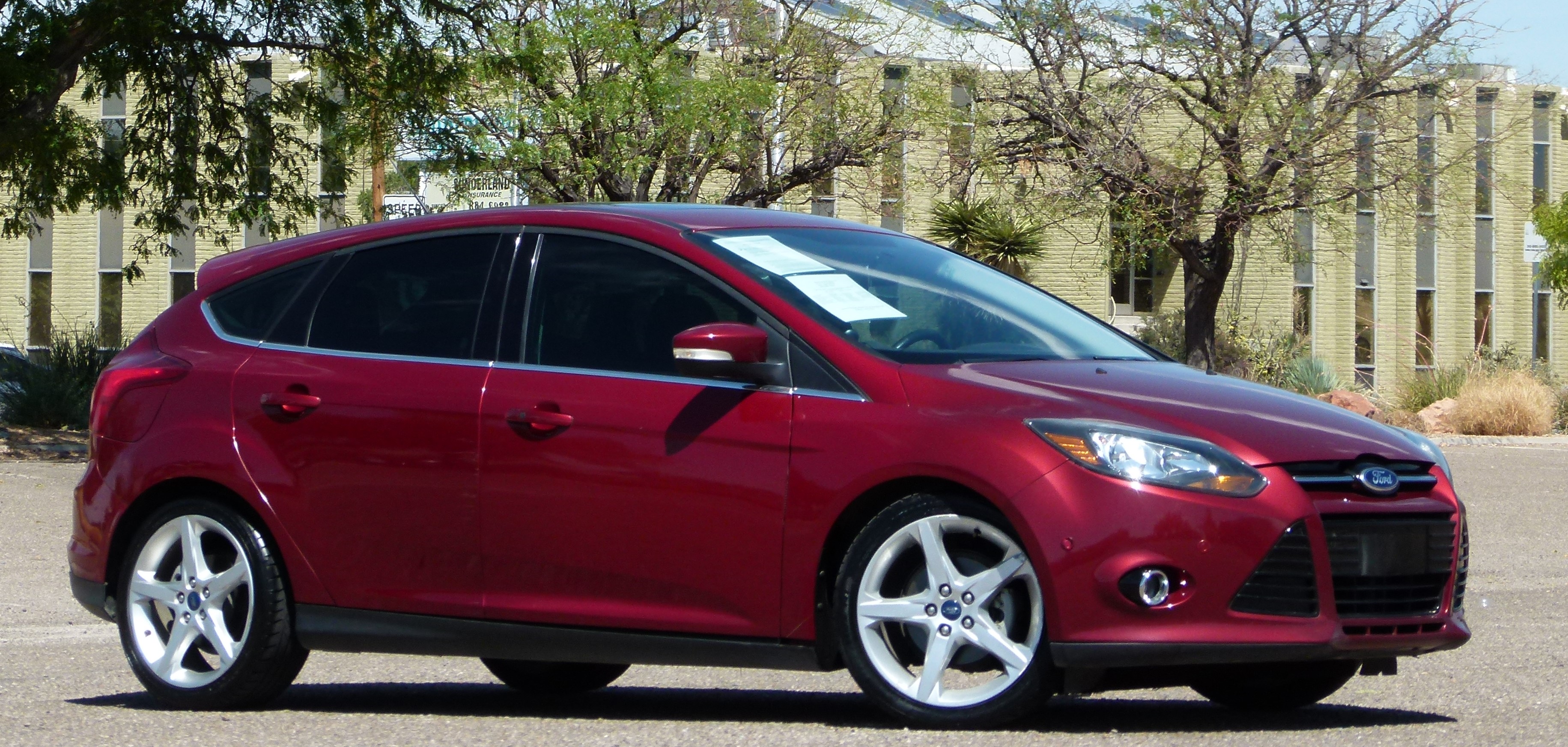 2013 Ford Focus 5dr HB Titanium