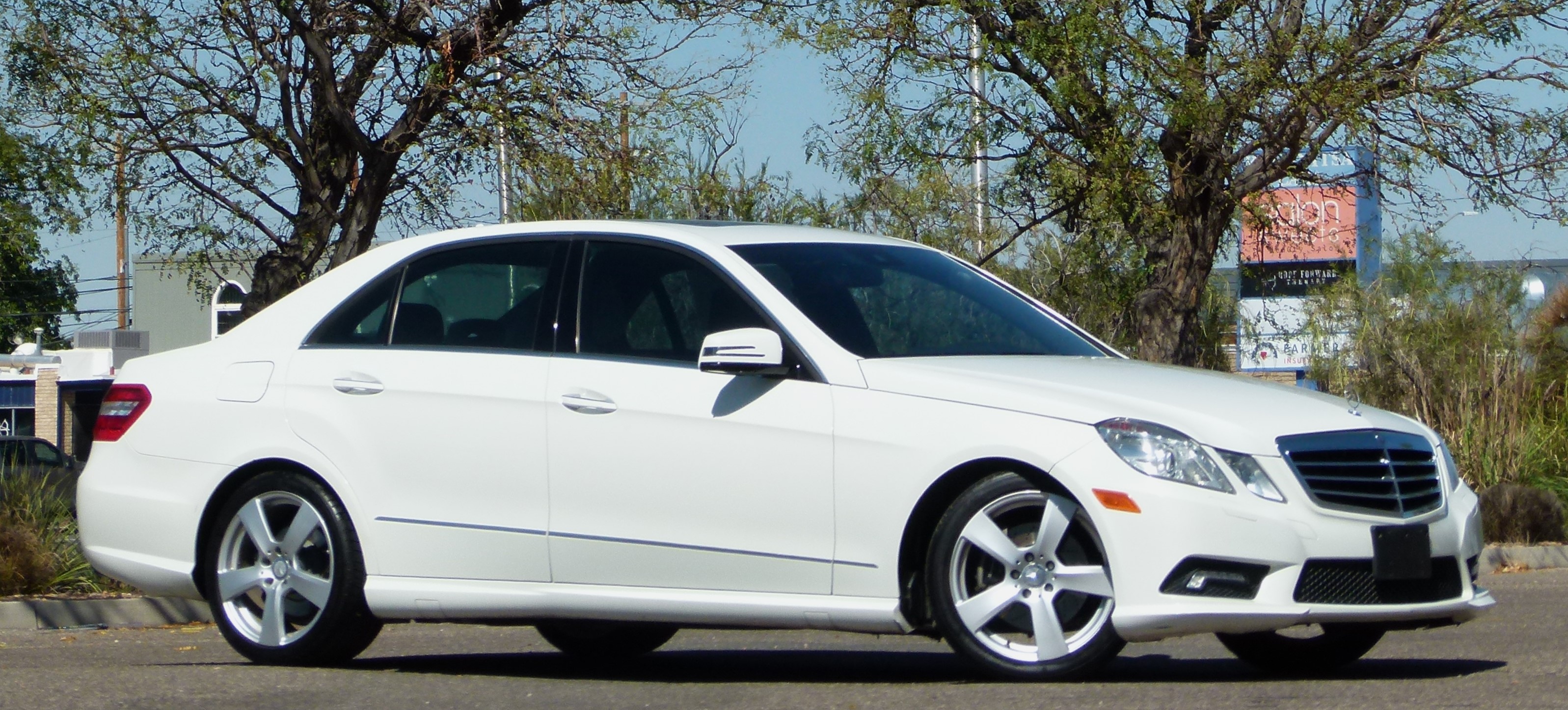 2011 Mercedes-Benz E 350 4dr Sdn E 350 Luxury RWD