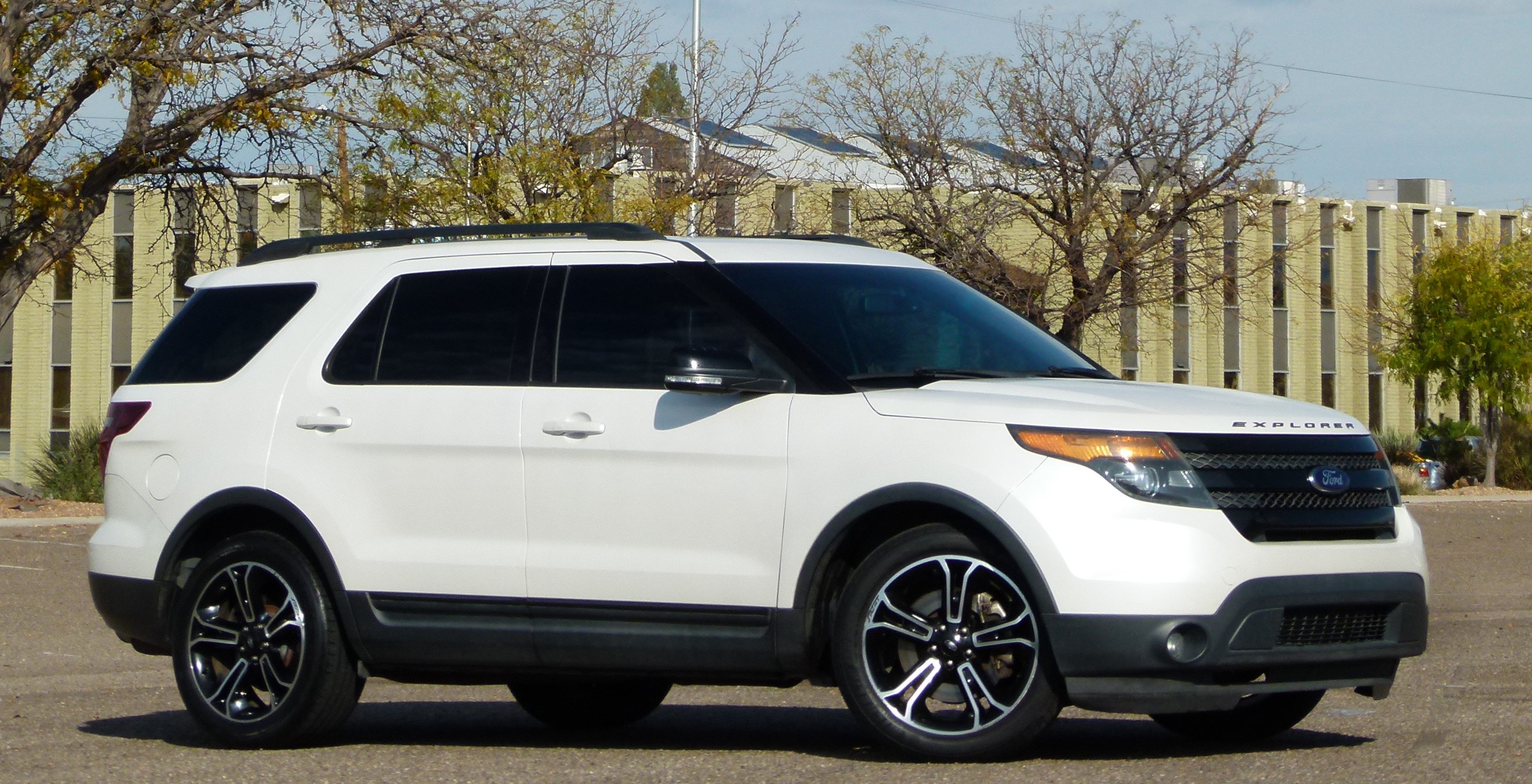 2015 Ford Explorer 4WD 4dr Sport