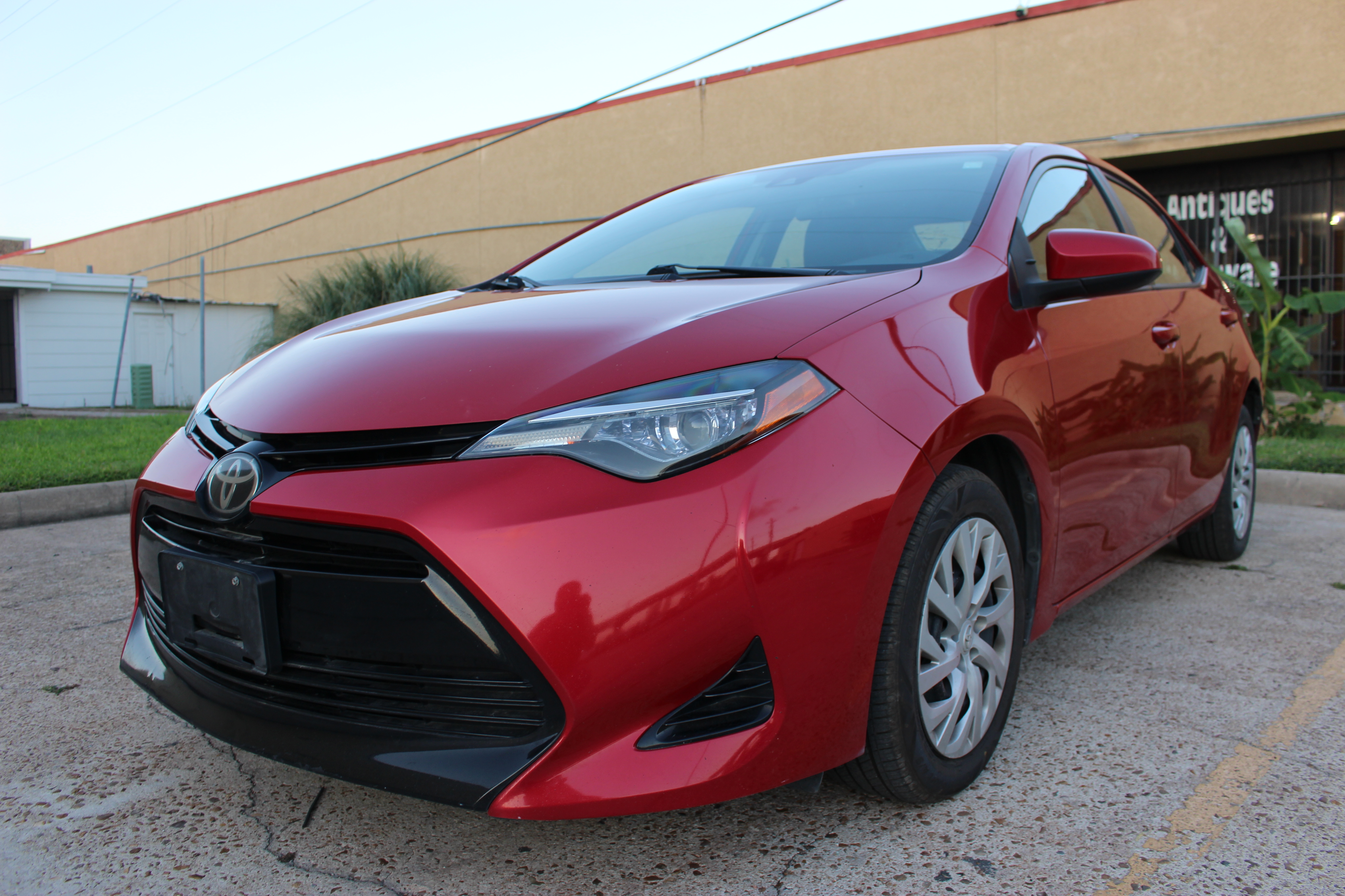 2018 Toyota Corolla LE AT's photo