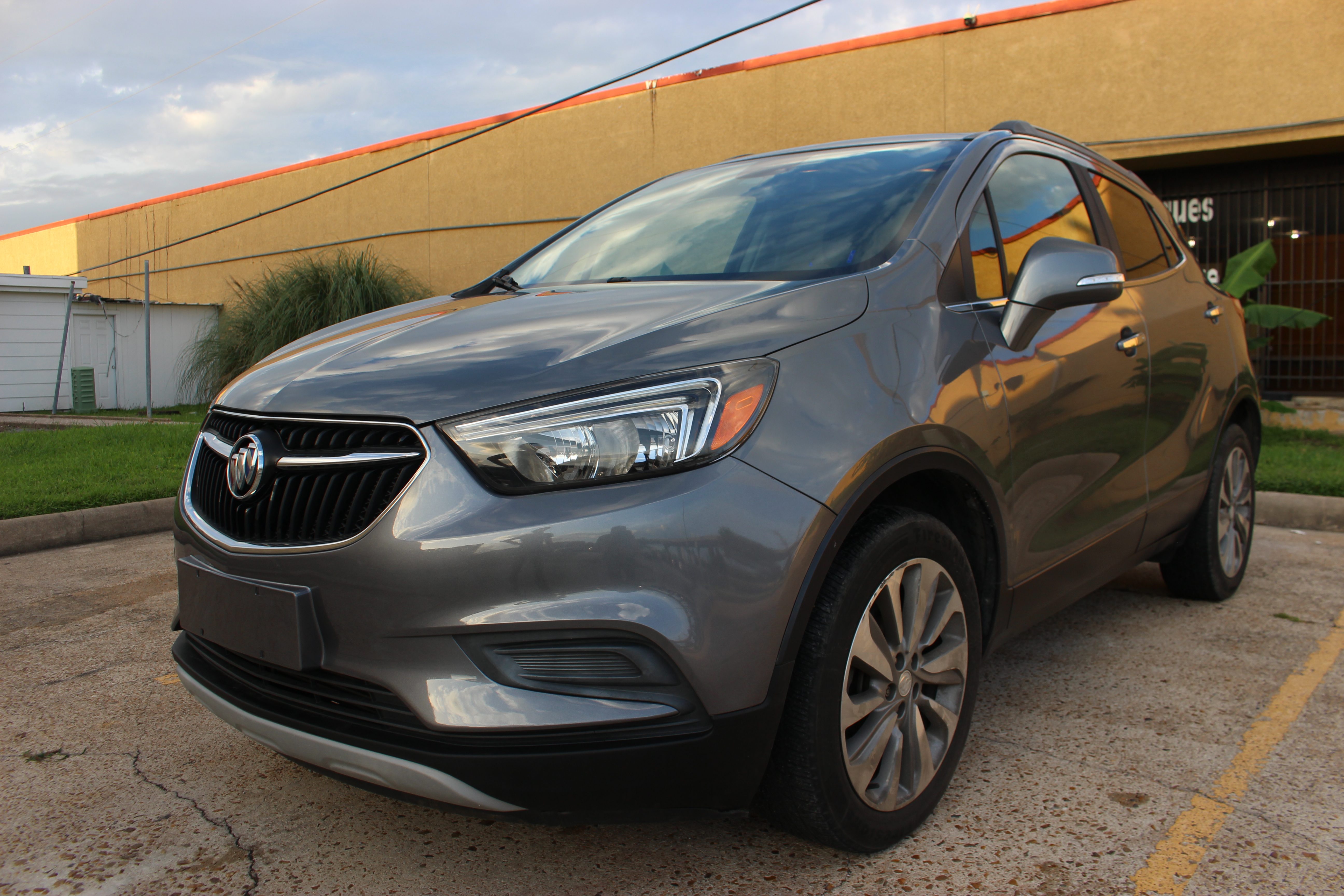 2019 Buick Encore Preferred's photo