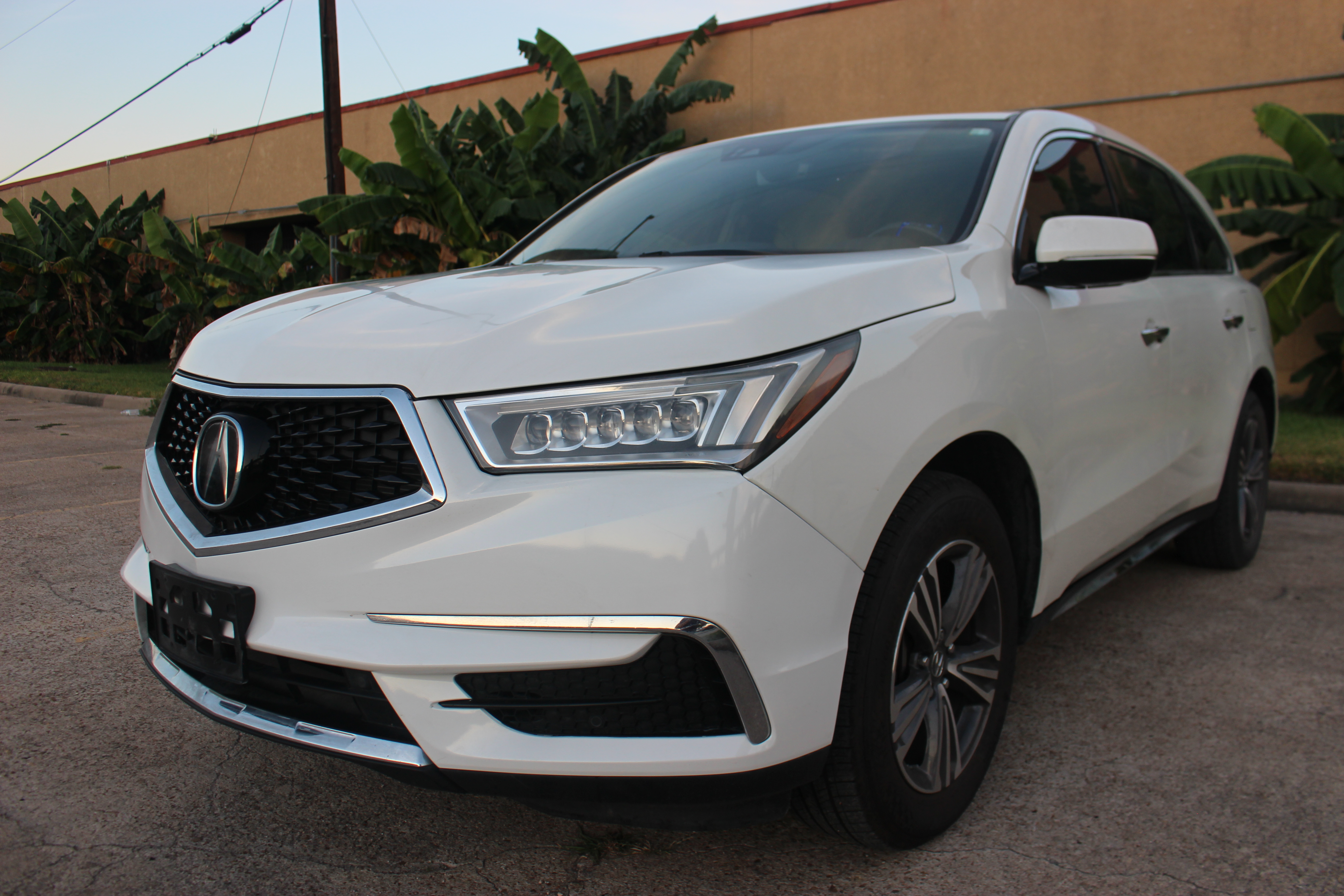 White 2019 Acura MDX SUV / Crossover Front-Wheel Drive