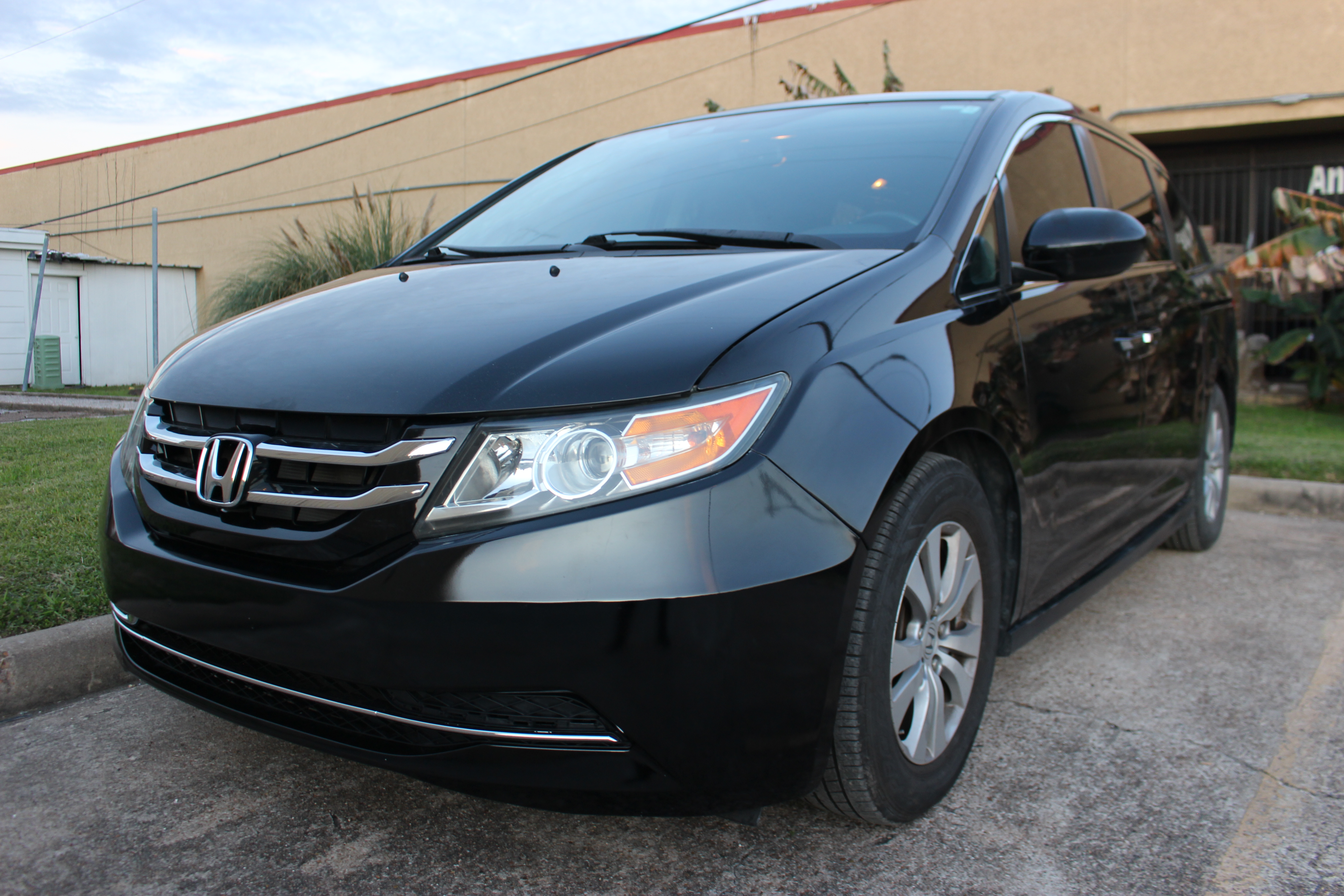 2016 Honda Odyssey EX-L's photo