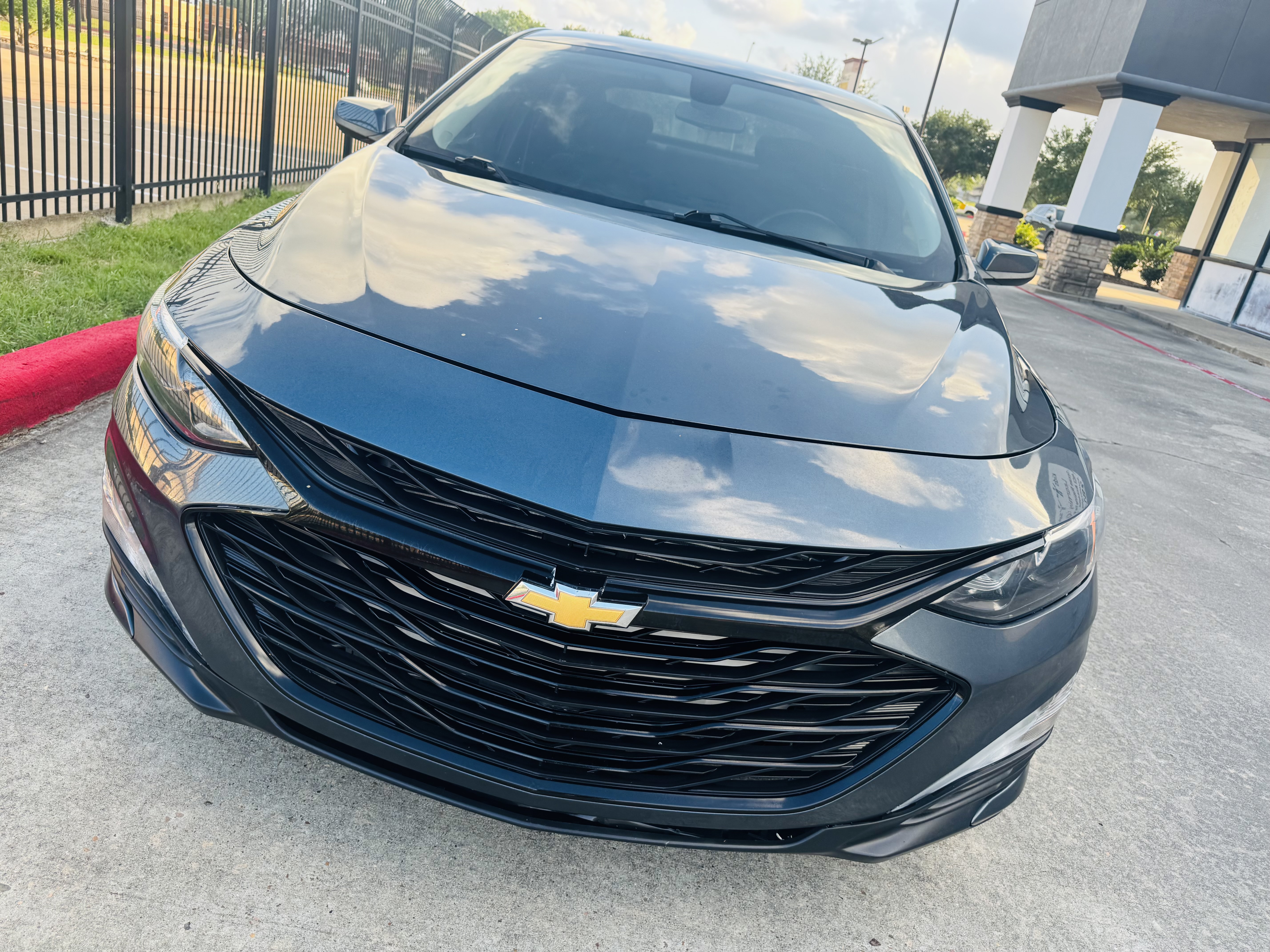 2021 Chevrolet Malibu LT (1LT)