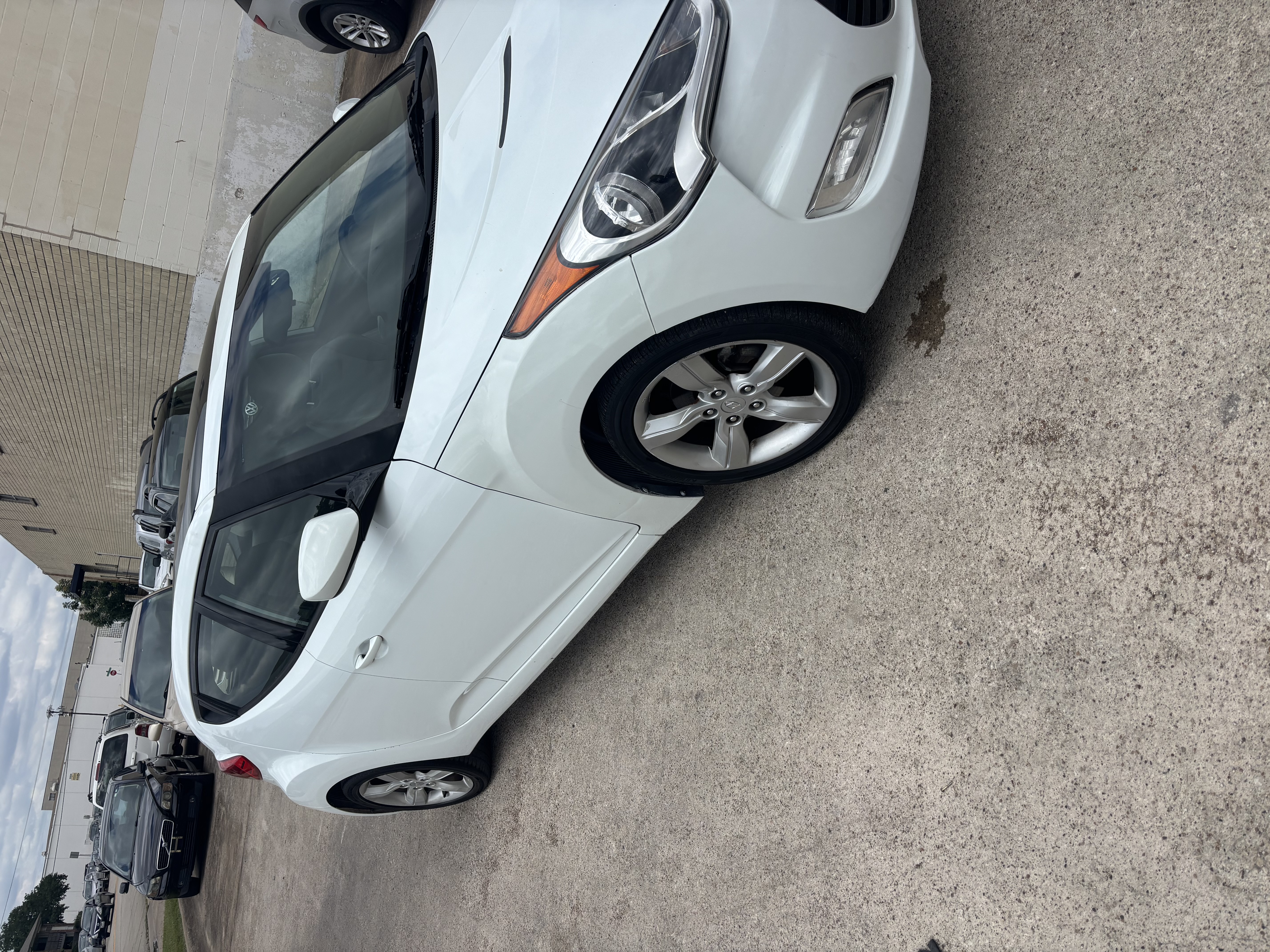View vehicle photo 2