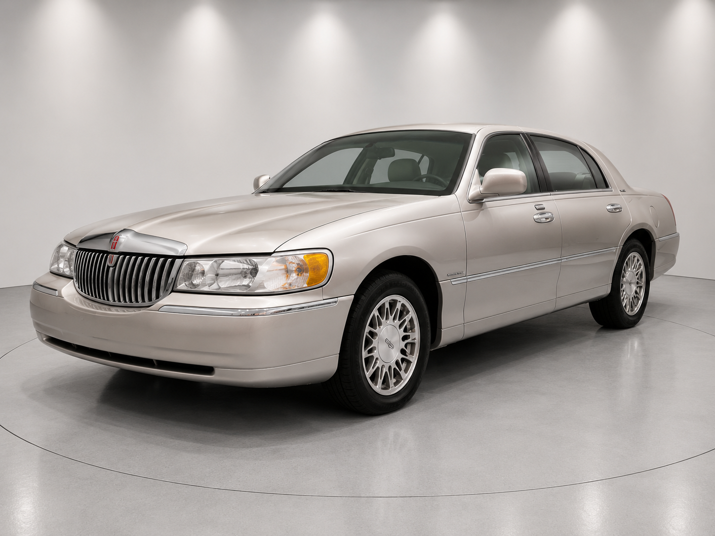 2001 Lincoln Town Car Signature