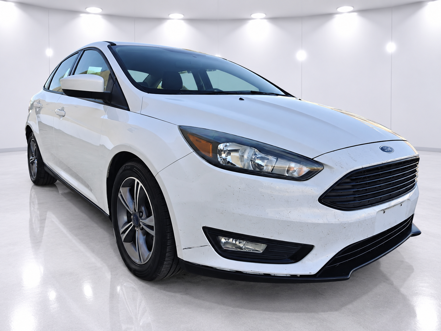 White 2018 Ford Focus Sedan Front-Wheel Drive Automatic