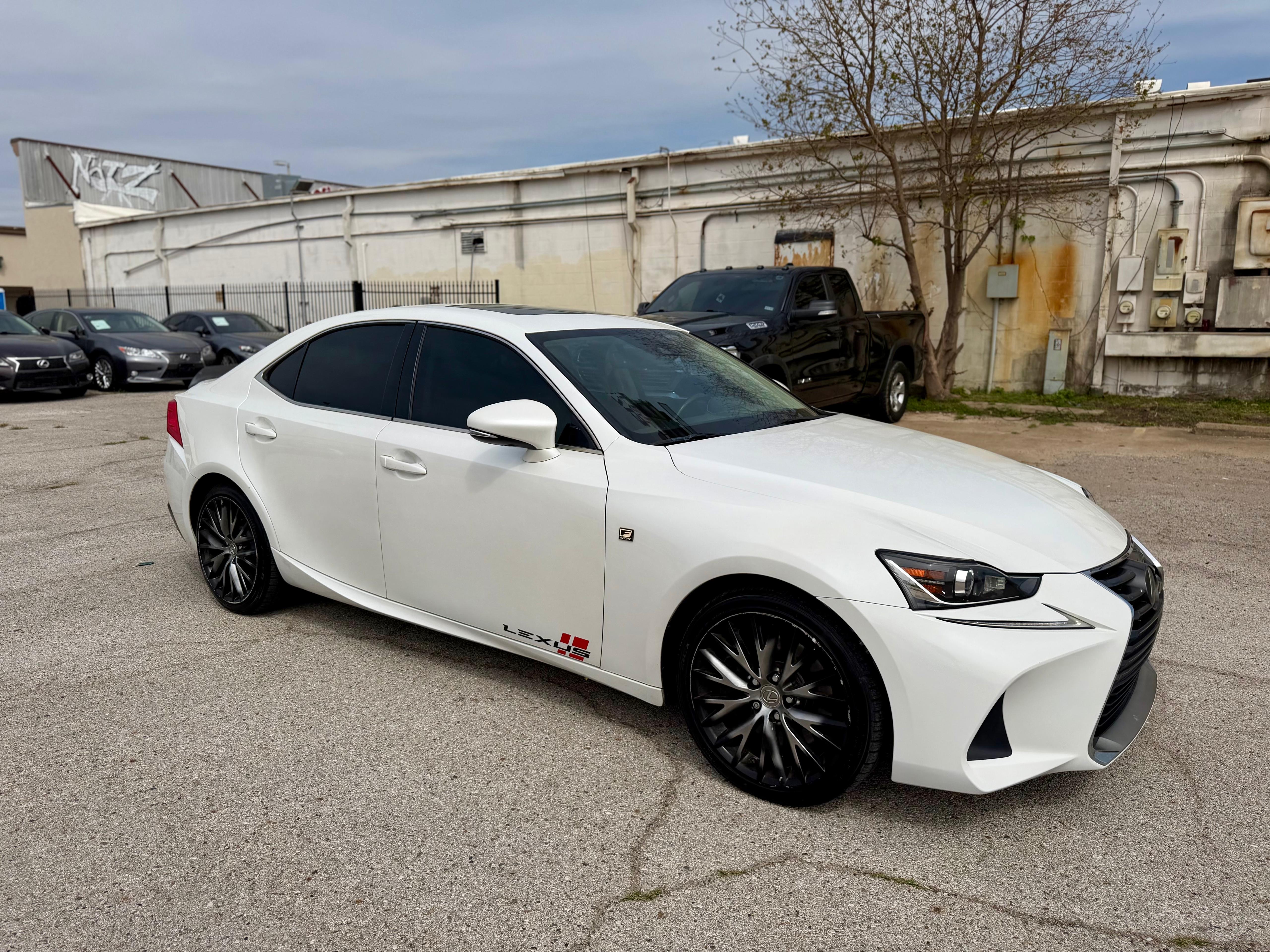 2017 Lexus IS 200t 200t